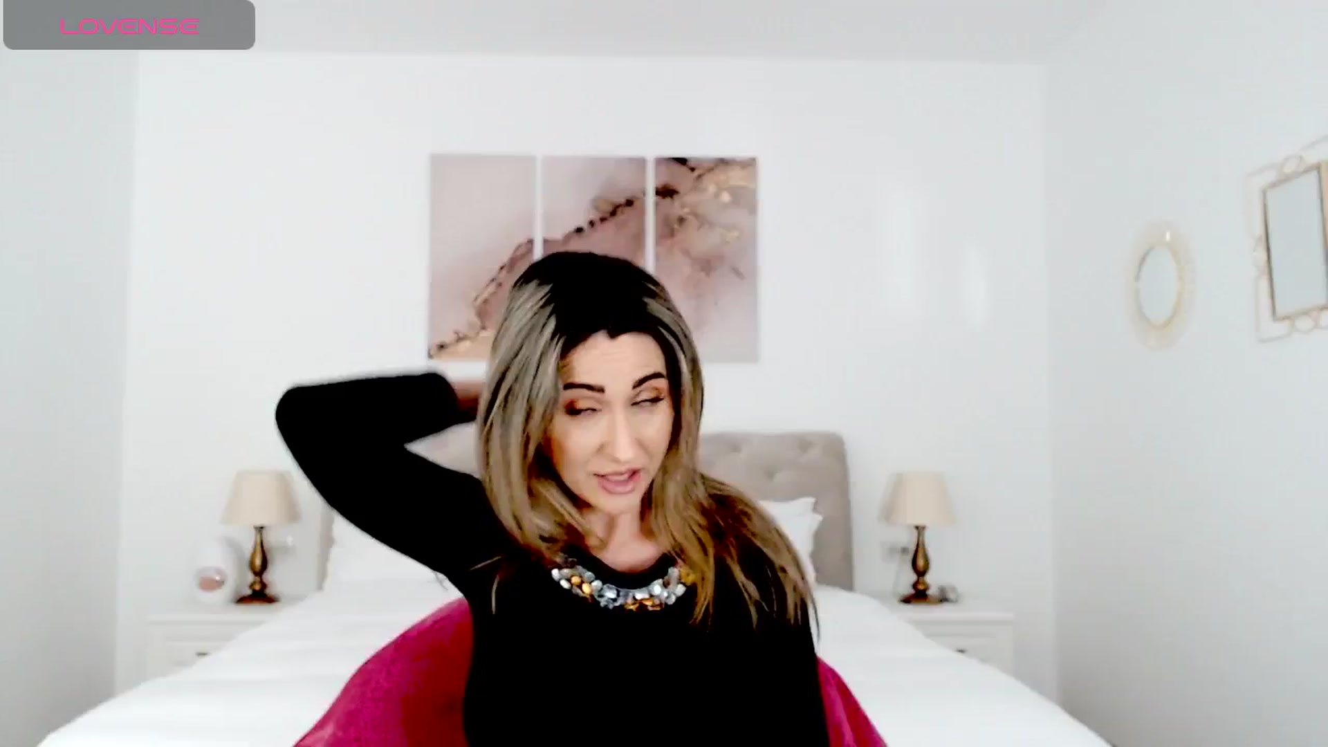 Gallery image thumbnail from AllieSweet's myfreecams stream on, 01/24/2025, 20:39 image 2 of 20