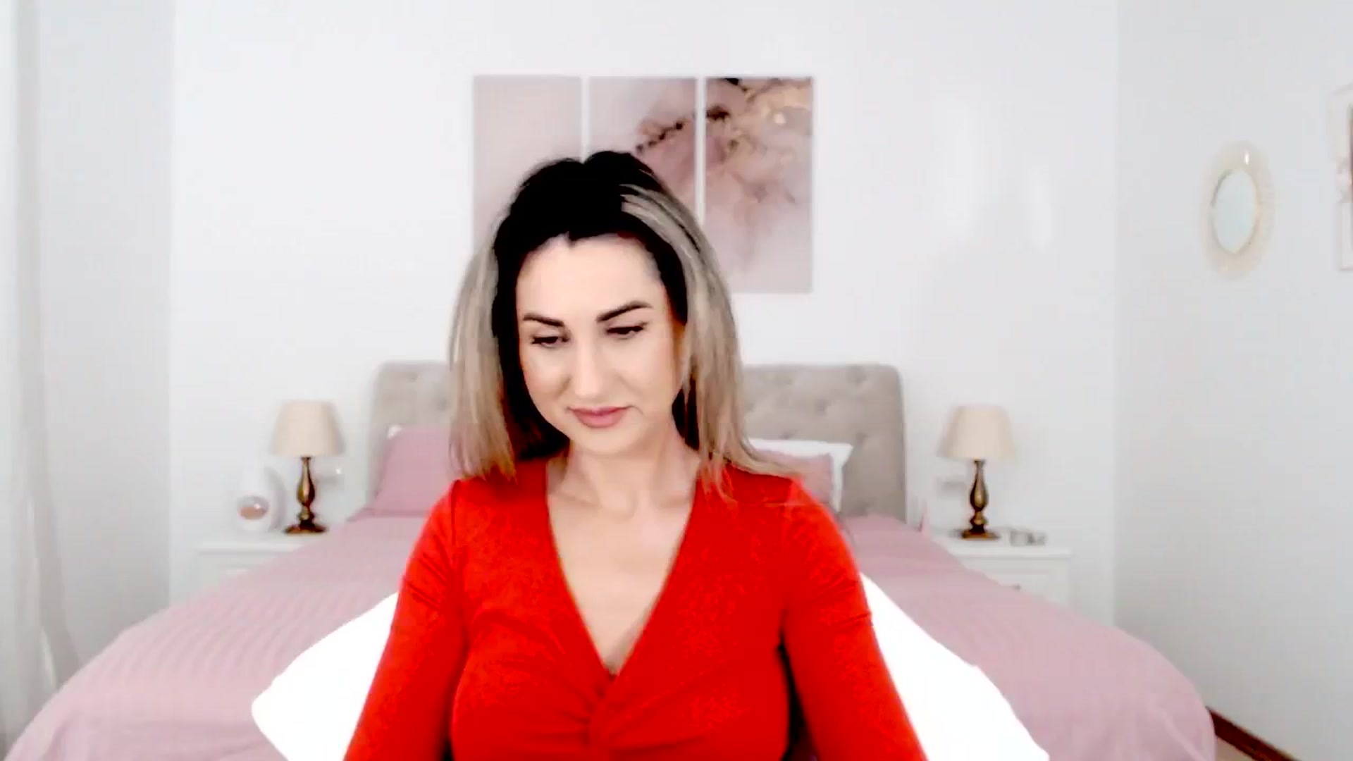 Gallery image thumbnail from AllieSweet's myfreecams stream on, 02/16/2025, 20:26 image 7 of 20