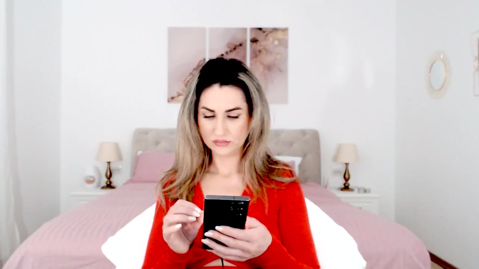 Gallery image thumbnail from AllieSweet's myfreecams stream on, 02/16/2025, 20:26 image 15 of 20