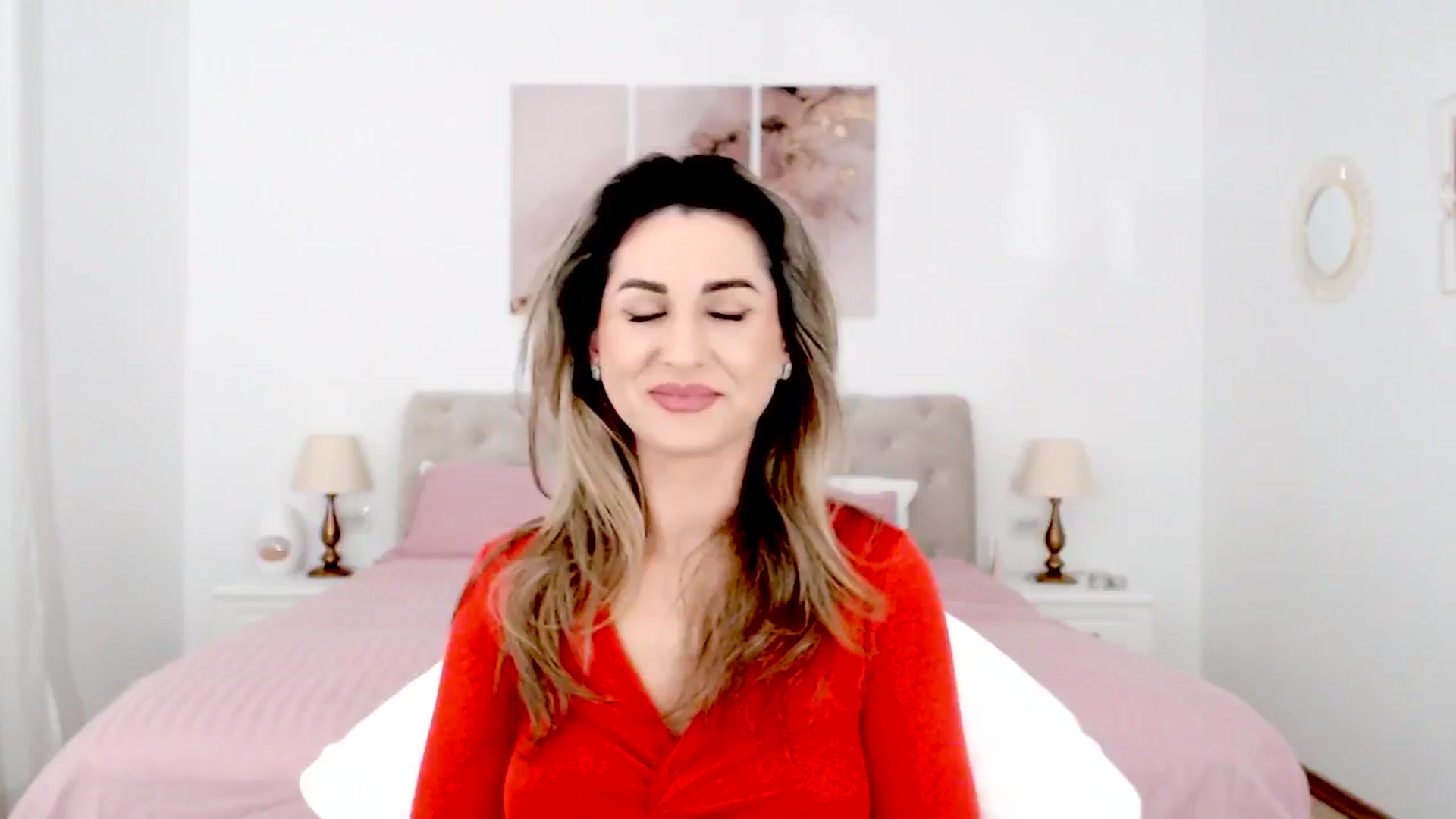 Gallery image thumbnail from AllieSweet's myfreecams stream on, 02/16/2025, 20:26 image 19 of 20