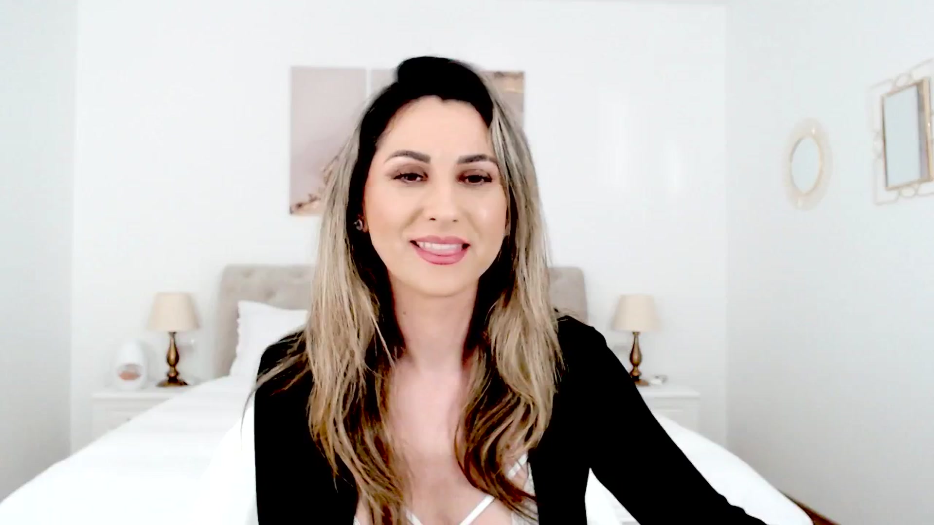 Gallery image thumbnail from AllieSweet's myfreecams stream on, 03/09/2025, 20:25 image 15 of 20