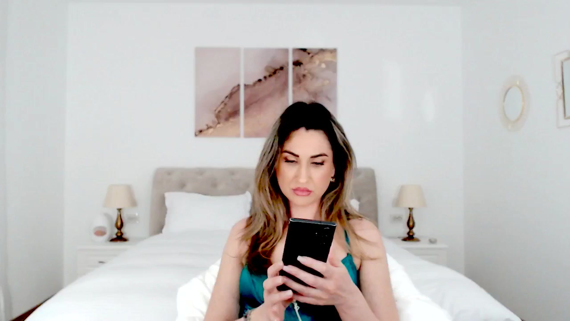 Gallery image thumbnail from AllieSweet's myfreecams stream on, 03/16/2025, 20:28 image 12 of 20