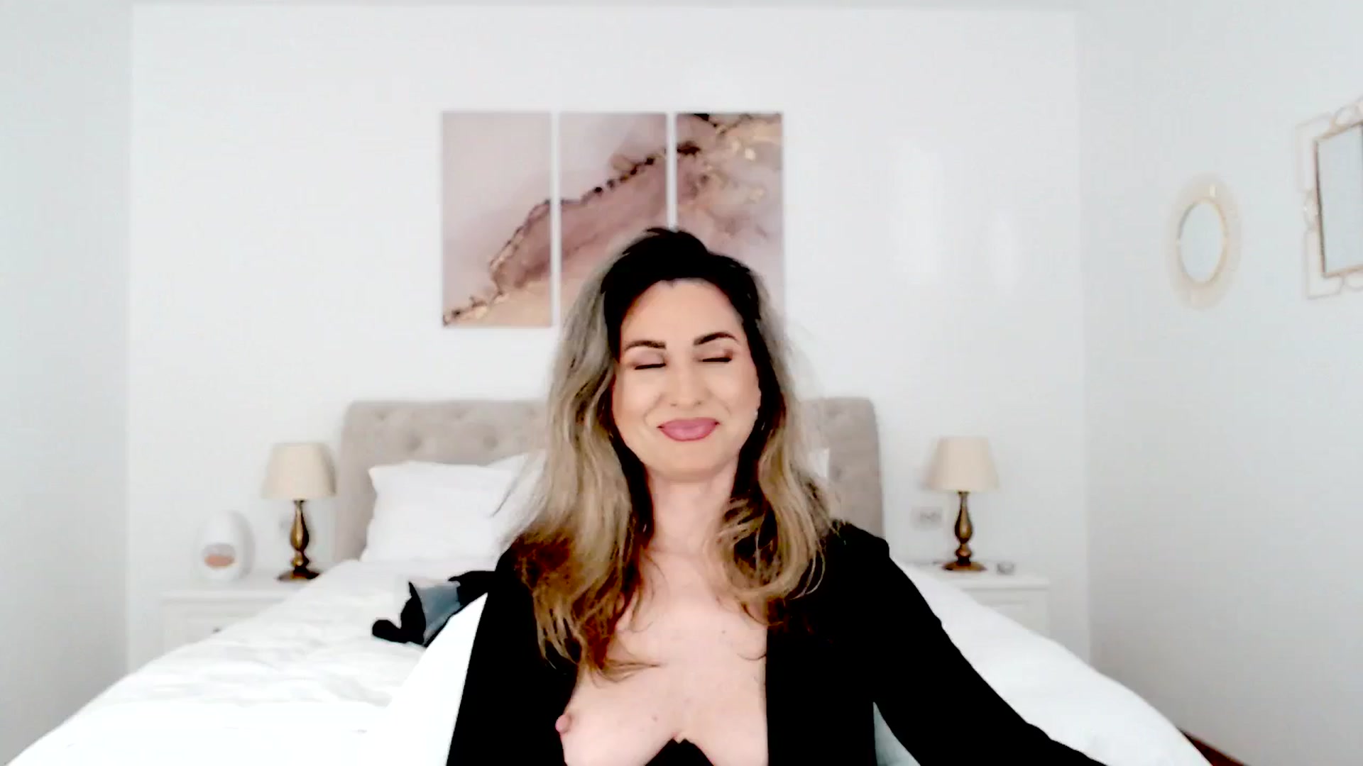 Gallery image thumbnail from AllieSweet's myfreecams stream on, 03/22/2025, 20:51 image 16 of 20