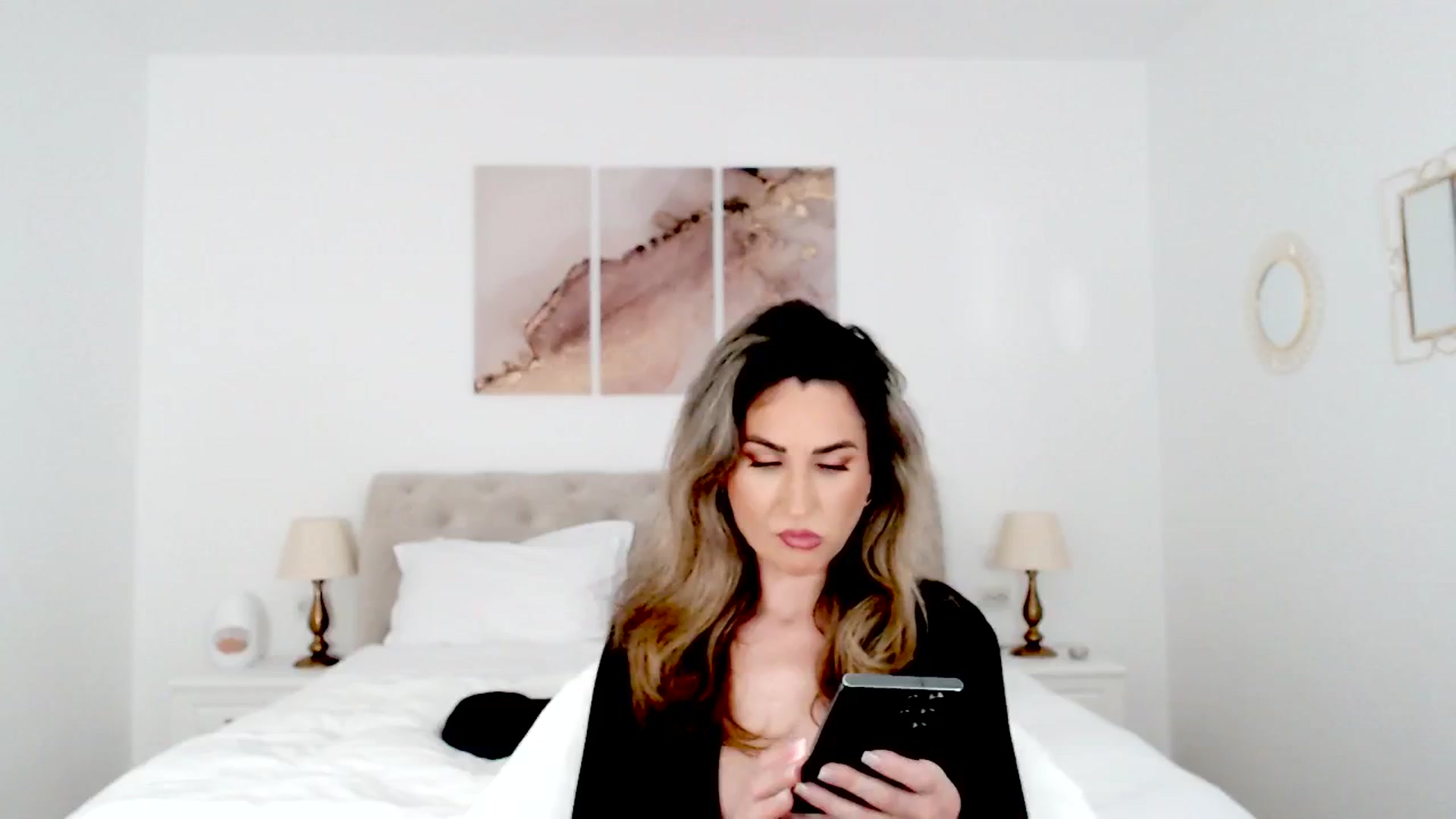 Gallery image thumbnail from AllieSweet's myfreecams stream on, 03/22/2025, 20:51 image 13 of 20