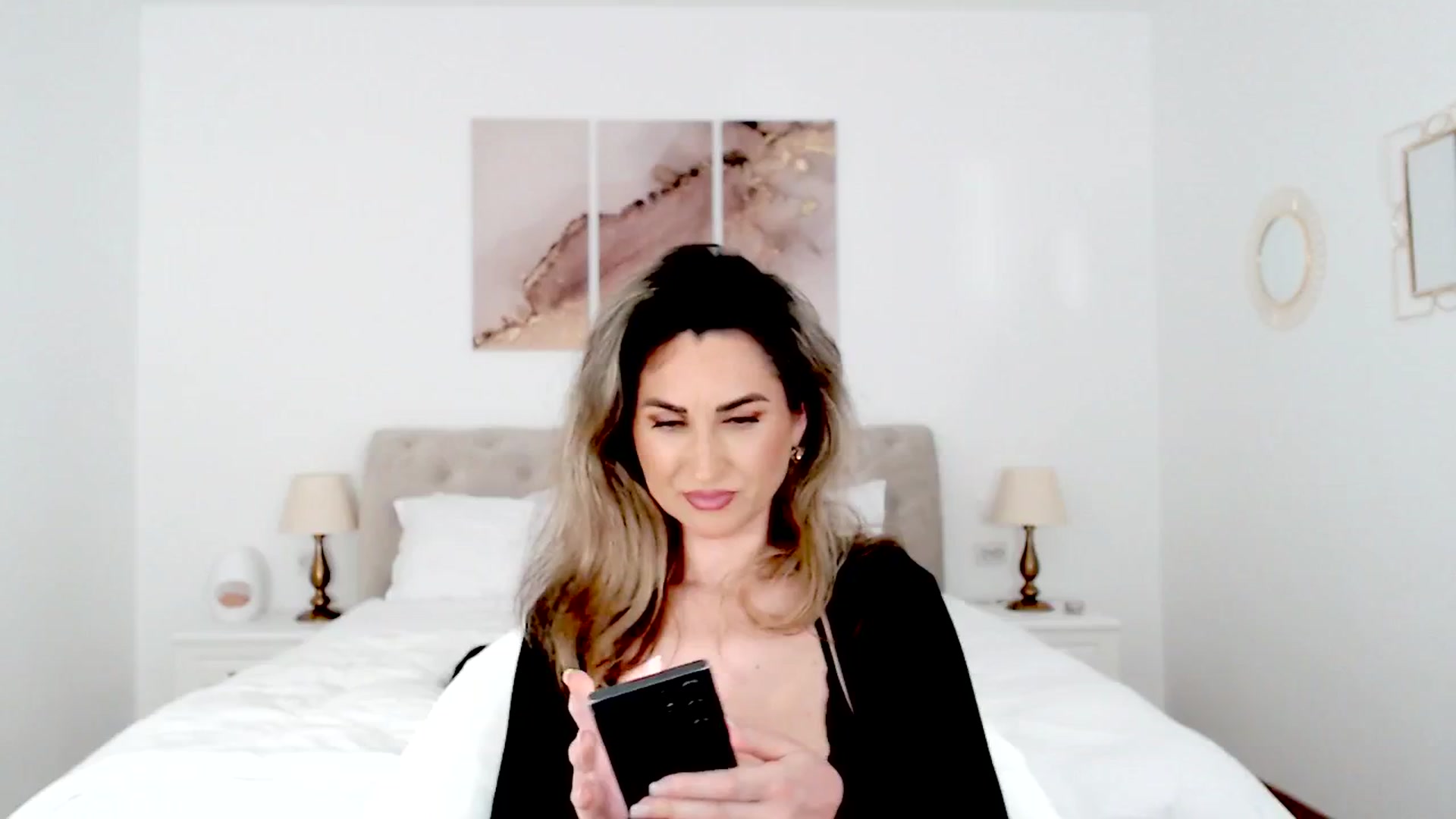 Gallery image thumbnail from AllieSweet's myfreecams stream on, 03/22/2025, 20:51 image 15 of 20
