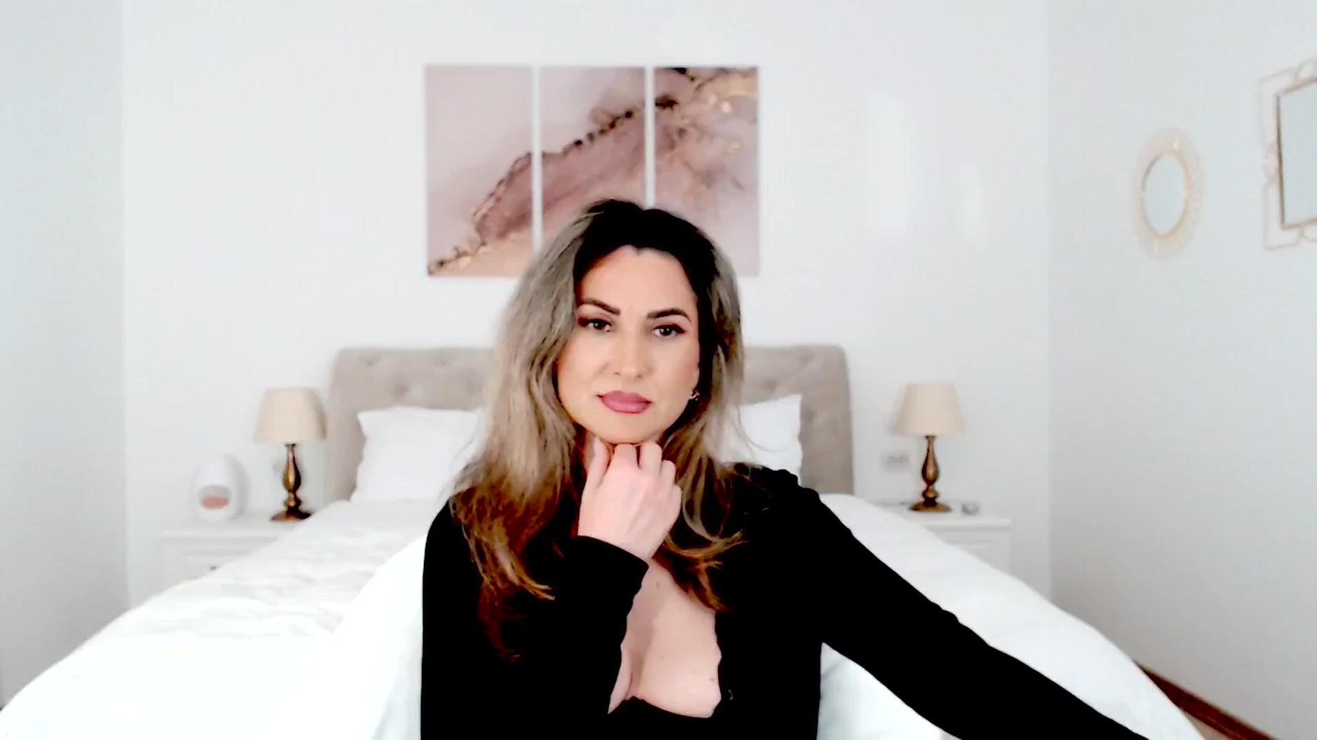 Gallery image thumbnail from AllieSweet's myfreecams stream on, 03/22/2025, 20:51 image 8 of 20