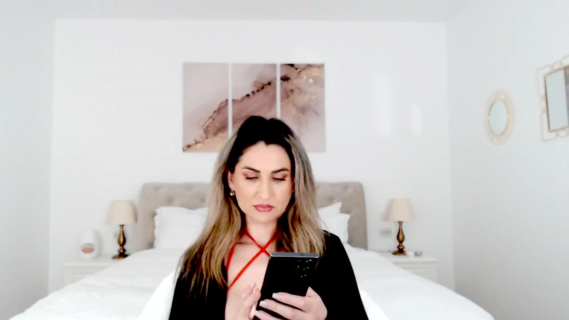 Gallery image thumbnail from AllieSweet's myfreecams stream on, 03/23/2025, 20:44 image 8 of 20