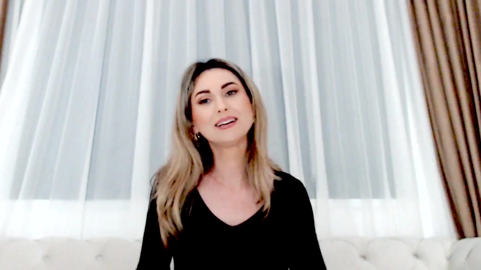 Gallery image thumbnail from AllieSweet's myfreecams stream on, 05/25/2025, 19:53 image 17 of 20
