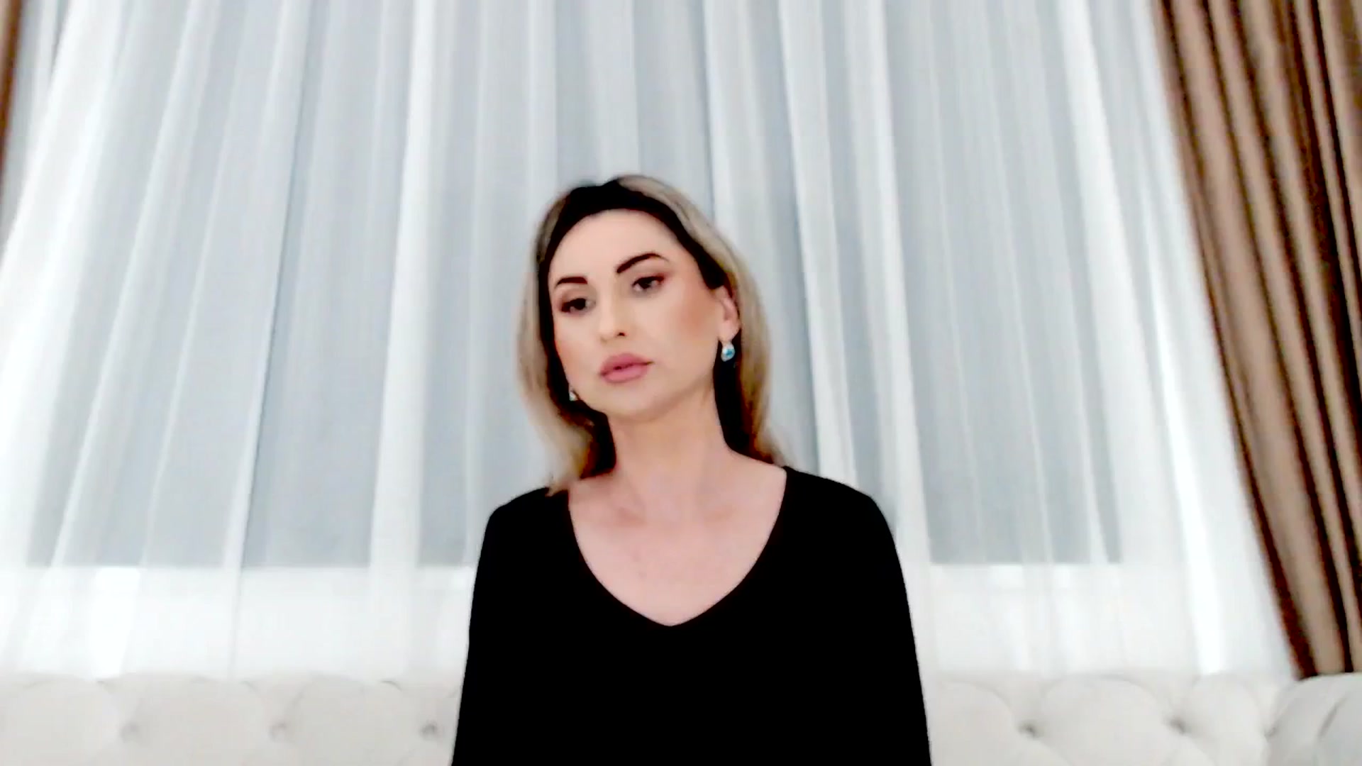 Gallery image thumbnail from AllieSweet's myfreecams stream on, 05/25/2025, 19:53 image 16 of 20