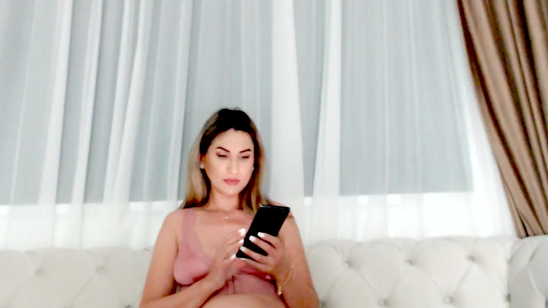 Gallery image thumbnail from AllieSweet's myfreecams stream on, 06/17/2025, 19:35 image 13 of 20