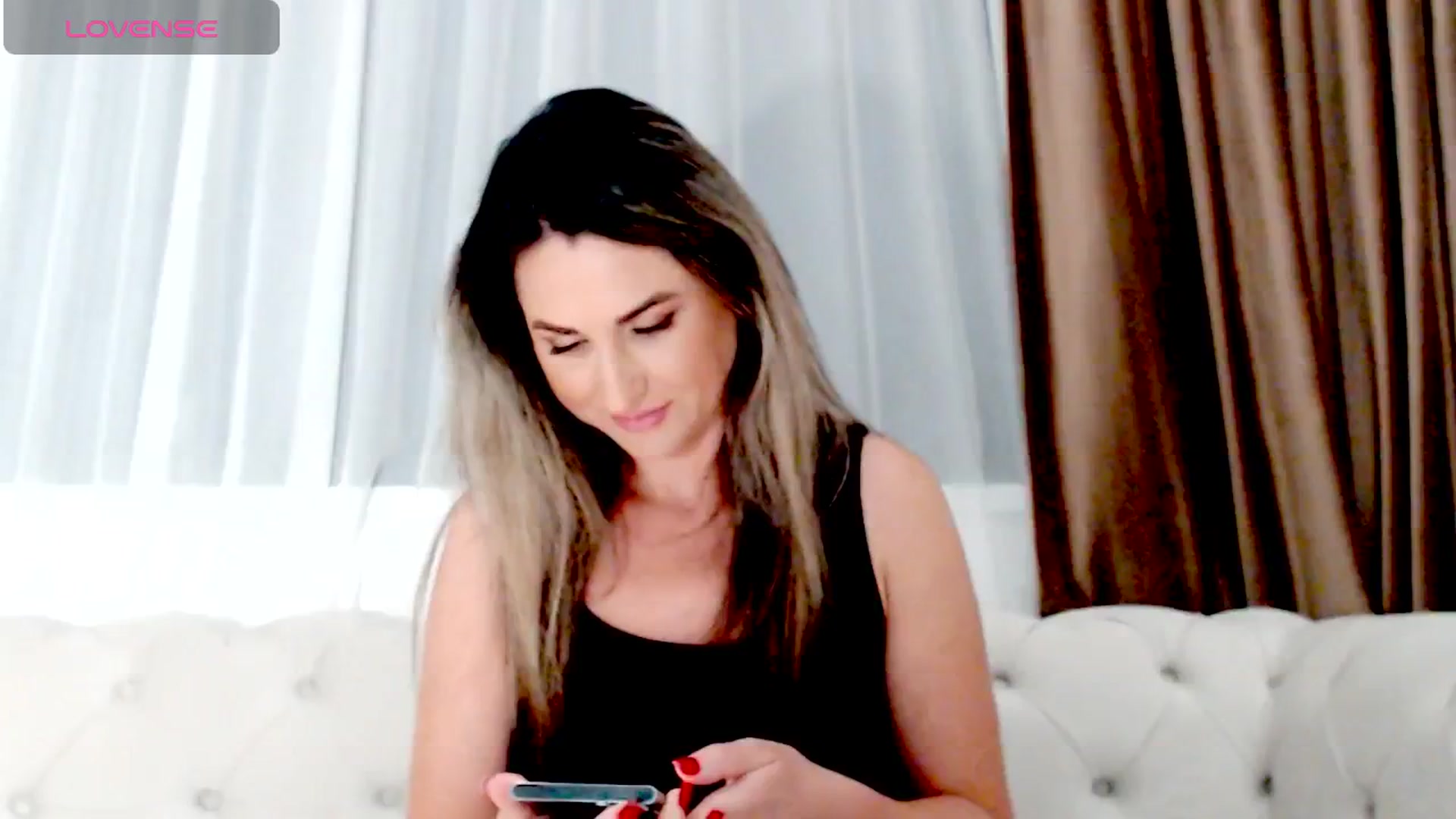 Gallery image thumbnail from AllieSweet's myfreecams stream on, 09/19/2025, 20:24 image 2 of 20