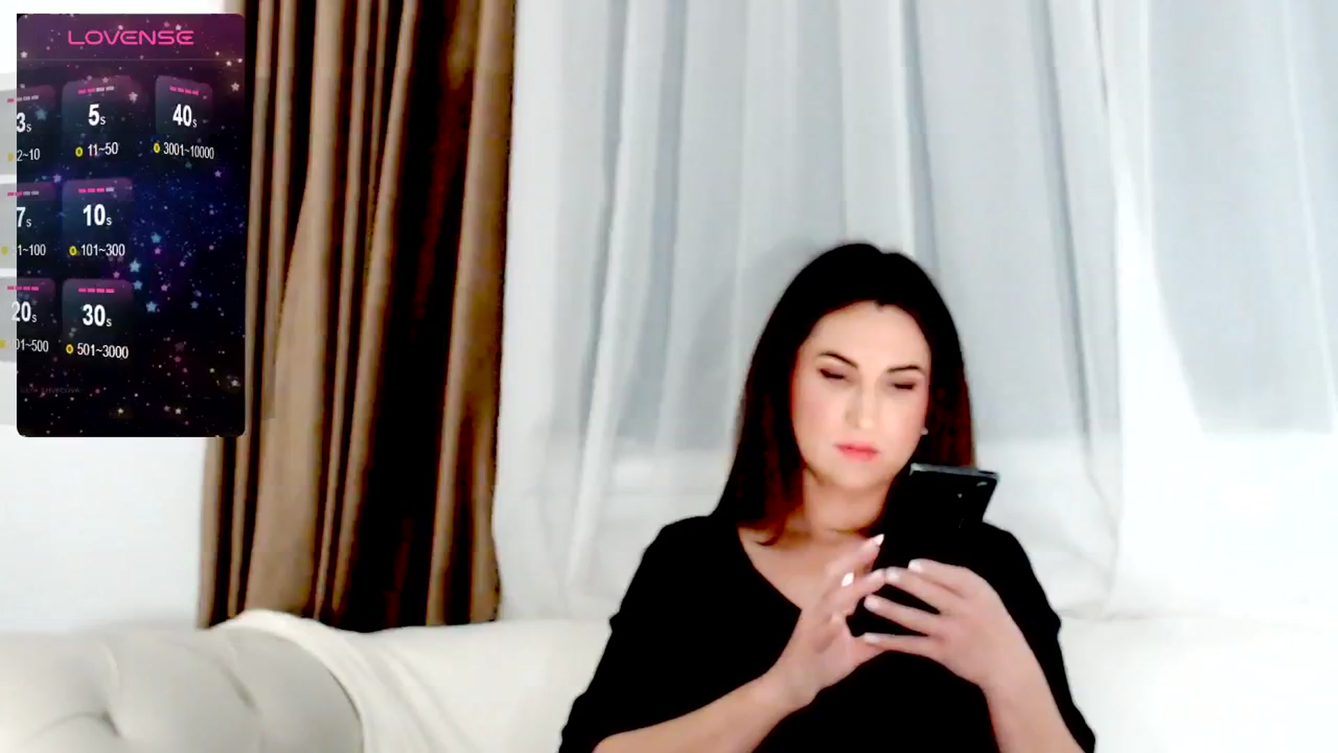 Gallery image thumbnail from AllieSweet's myfreecams stream on, 12/30/2025, 20:37 image 17 of 20