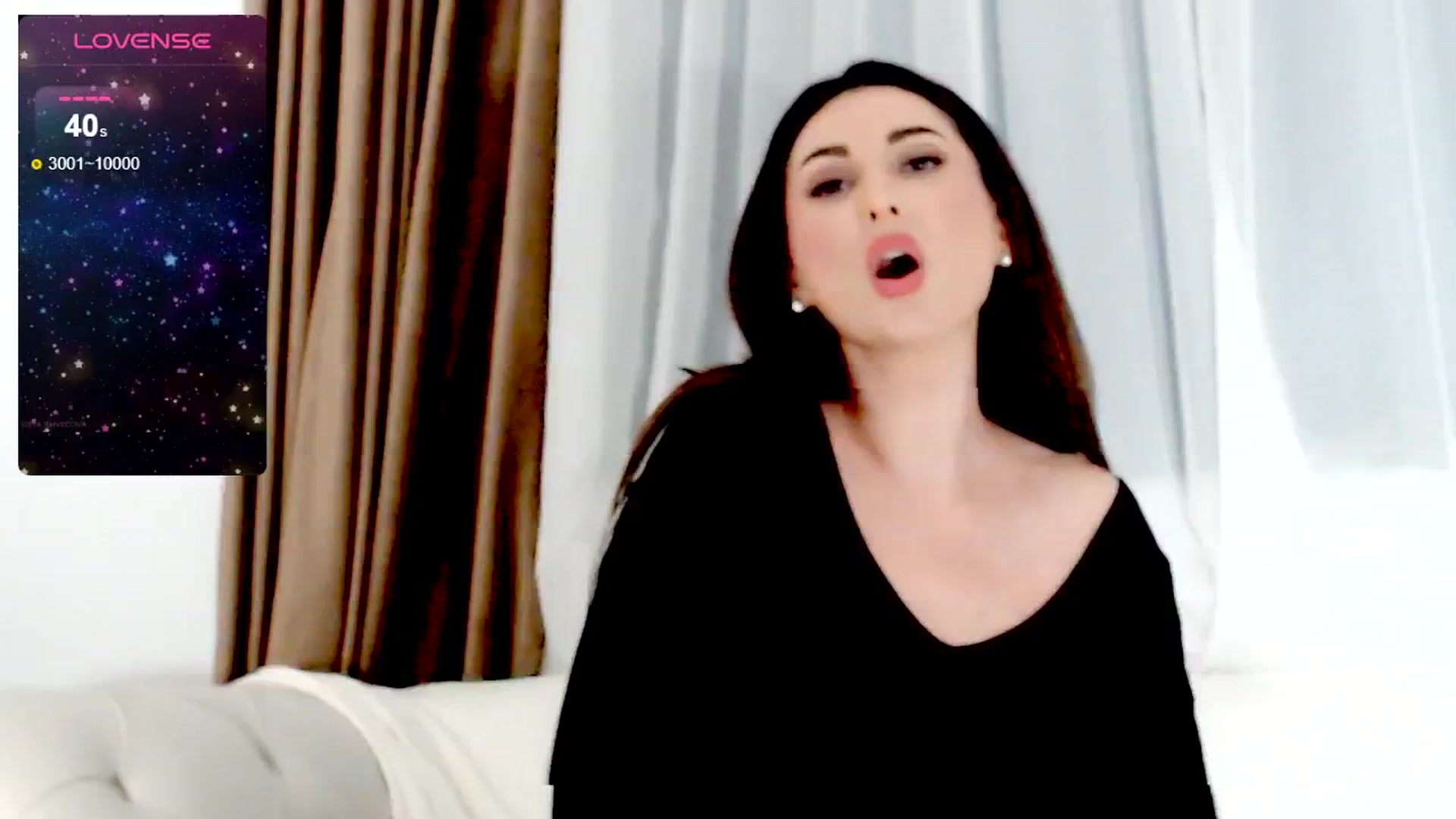 Gallery image thumbnail from AllieSweet's myfreecams stream on, 12/30/2025, 20:37 image 19 of 20