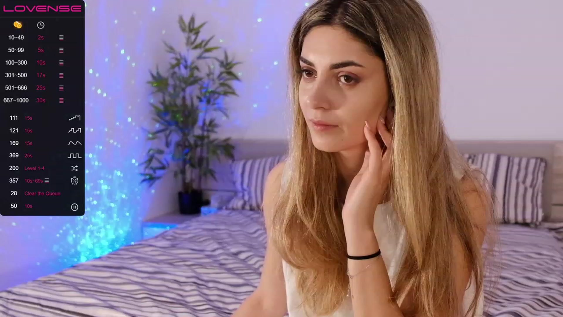 Gallery image thumbnail from Allie_Synn's myfreecams stream on, 01/12/2023, 09:43 image 16 of 20
