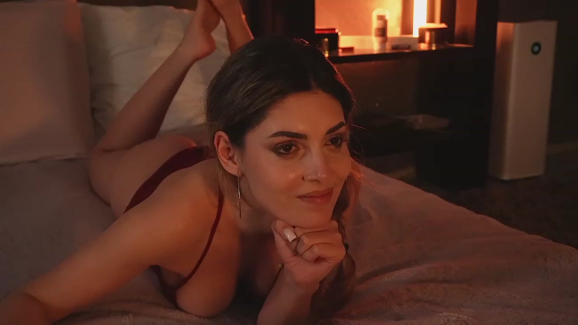Gallery image thumbnail from Allie_Synn's myfreecams stream on, 04/06/2023, 08:40 image 13 of 20