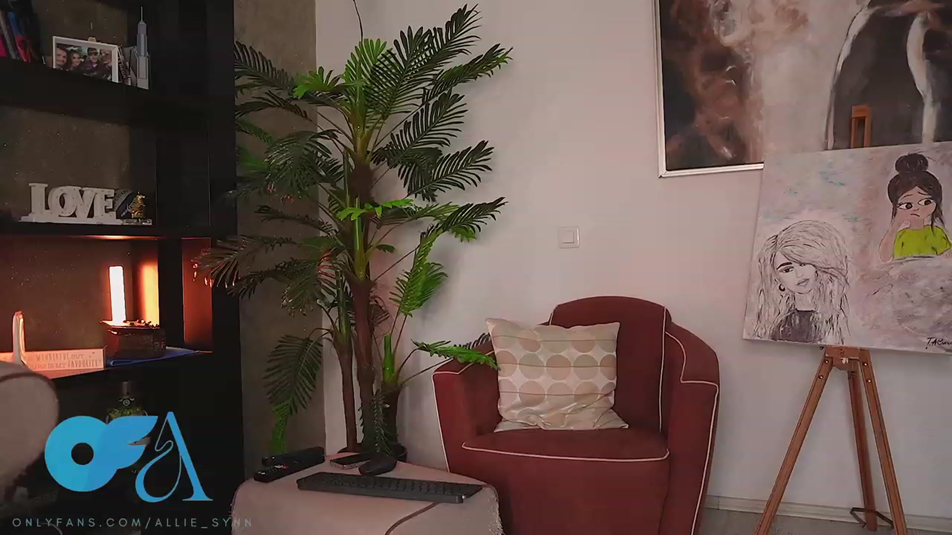 Gallery image thumbnail from Allie_Synn's myfreecams stream on, 08/11/2023, 11:54 image 13 of 20