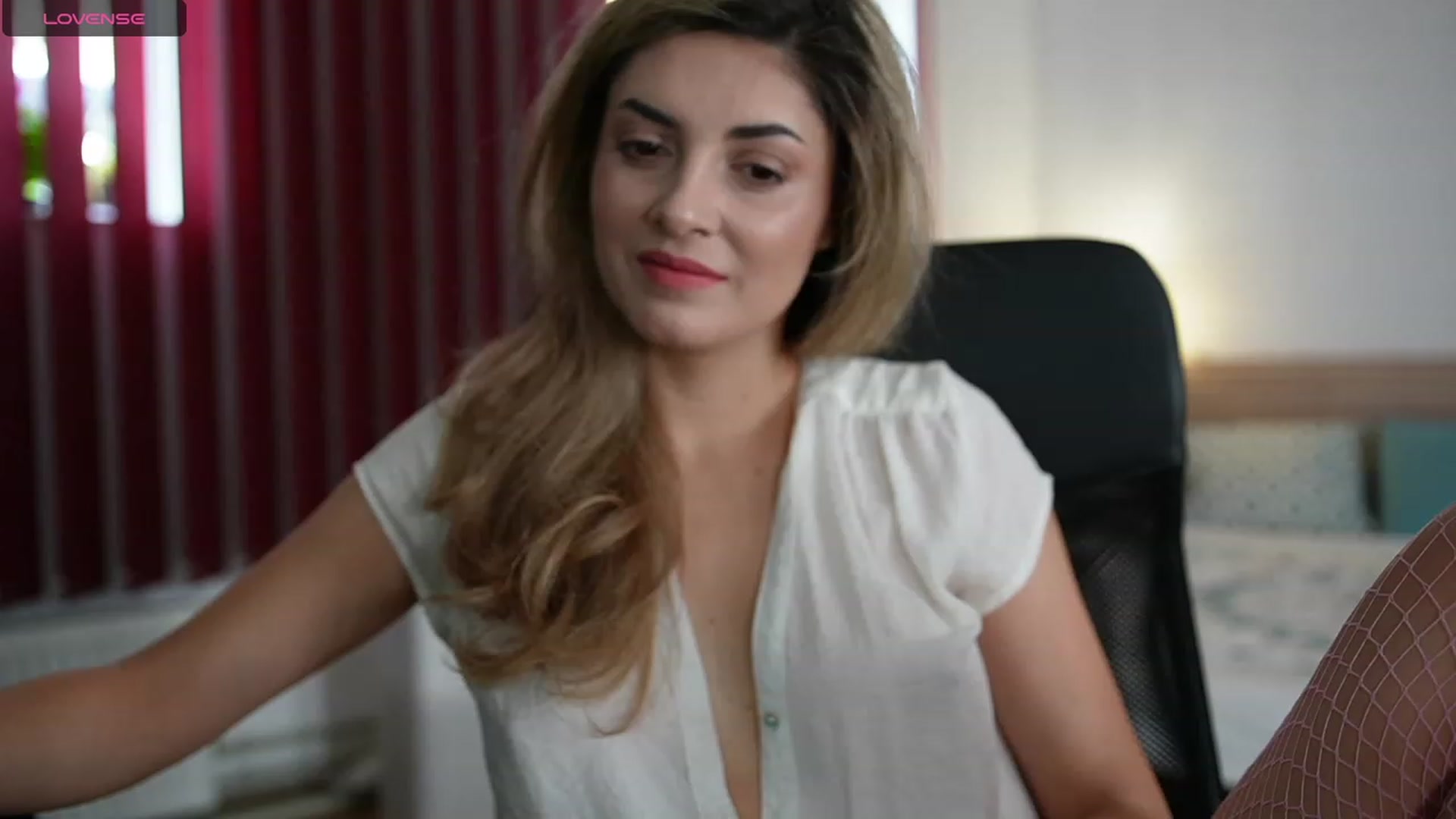 Gallery image thumbnail from Allie_Synn's myfreecams stream on, 08/23/2023, 06:08 image 13 of 20