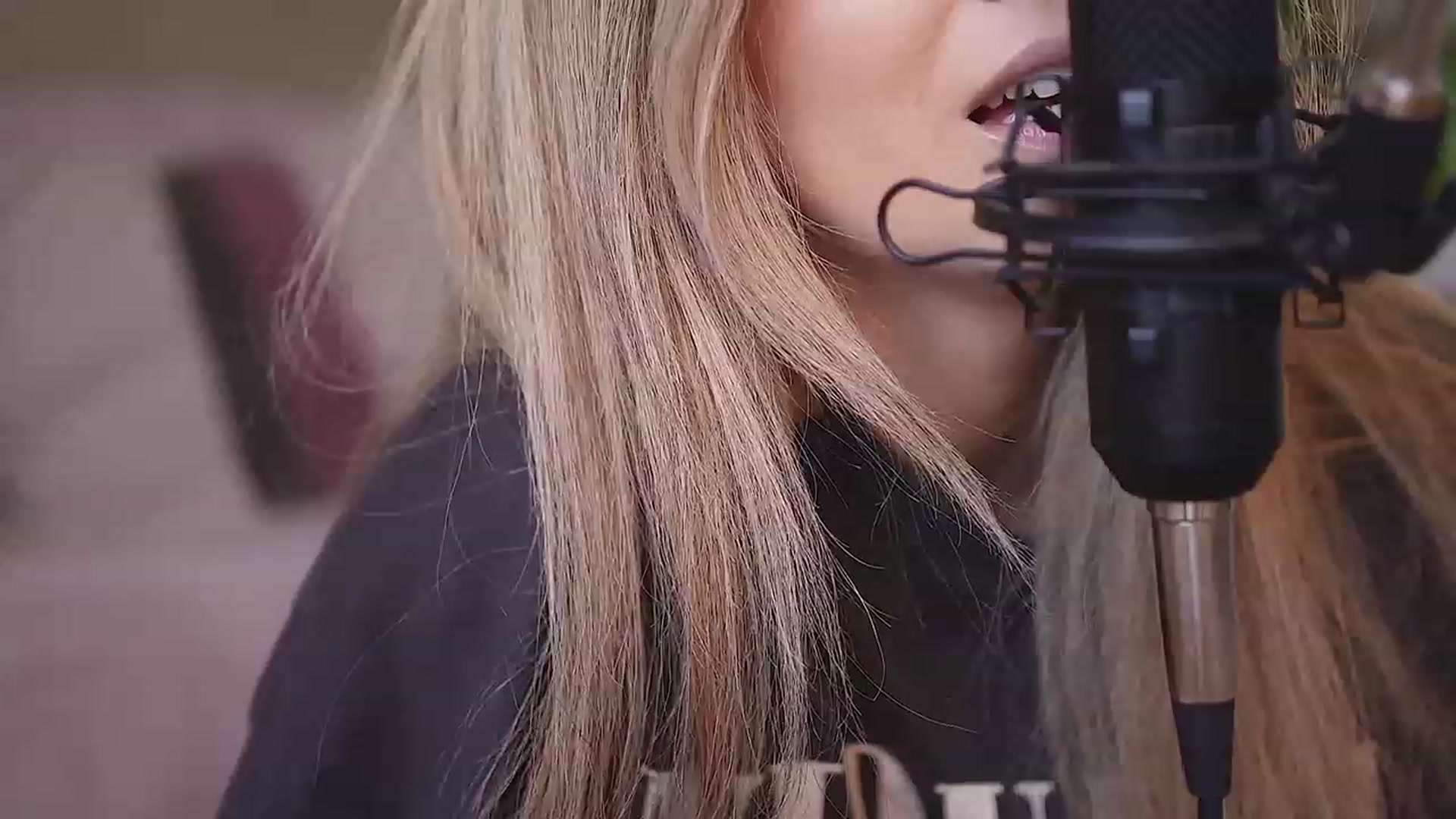 Gallery image thumbnail from Allie_Synn's myfreecams stream on, 09/09/2023, 09:17 image 8 of 20