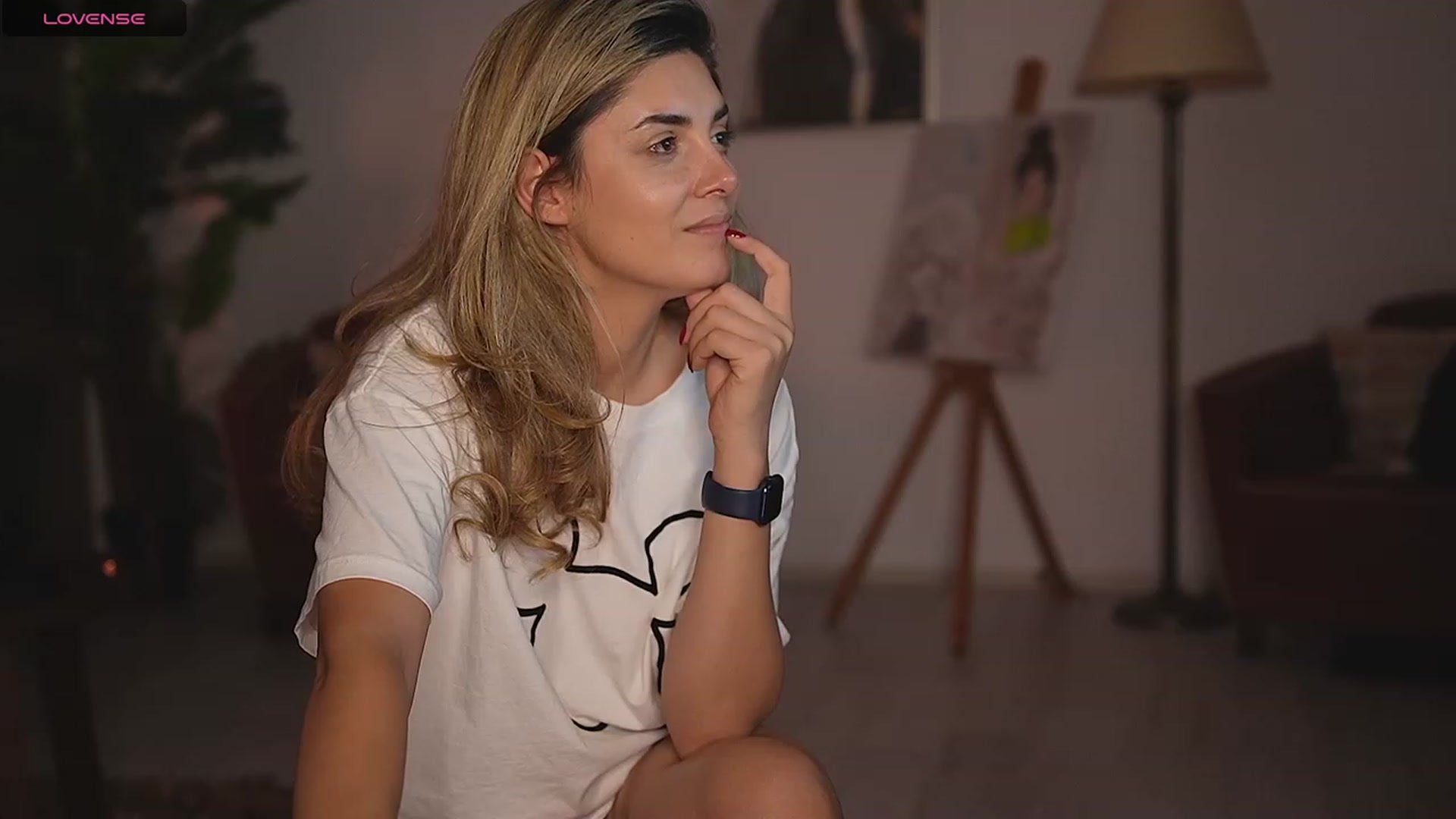 Gallery image thumbnail from Allie_Synn's myfreecams stream on, 09/17/2023, 18:10 image 6 of 20