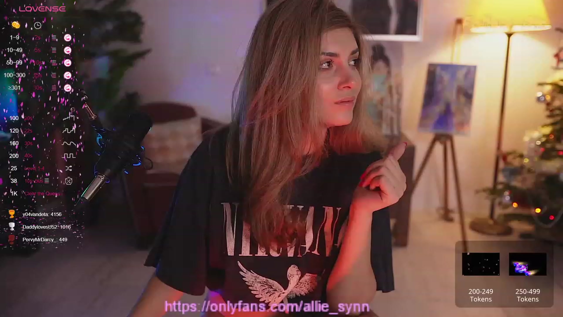 Gallery image thumbnail from Allie_Synn's myfreecams stream on, 12/18/2023, 08:29 image 14 of 20