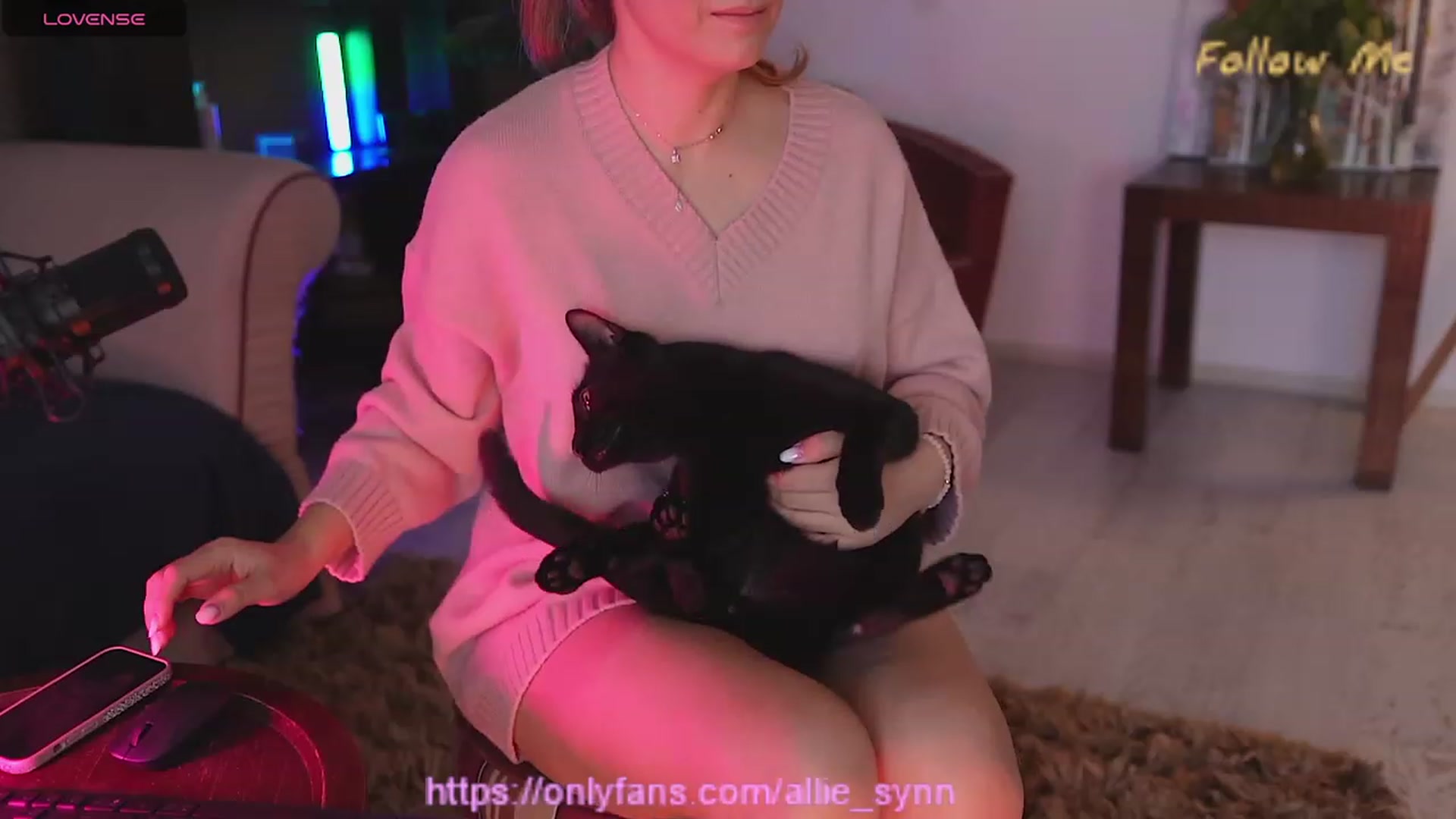 Gallery image thumbnail from Allie_Synn's myfreecams stream on, 12/27/2023, 13:55 image 12 of 20