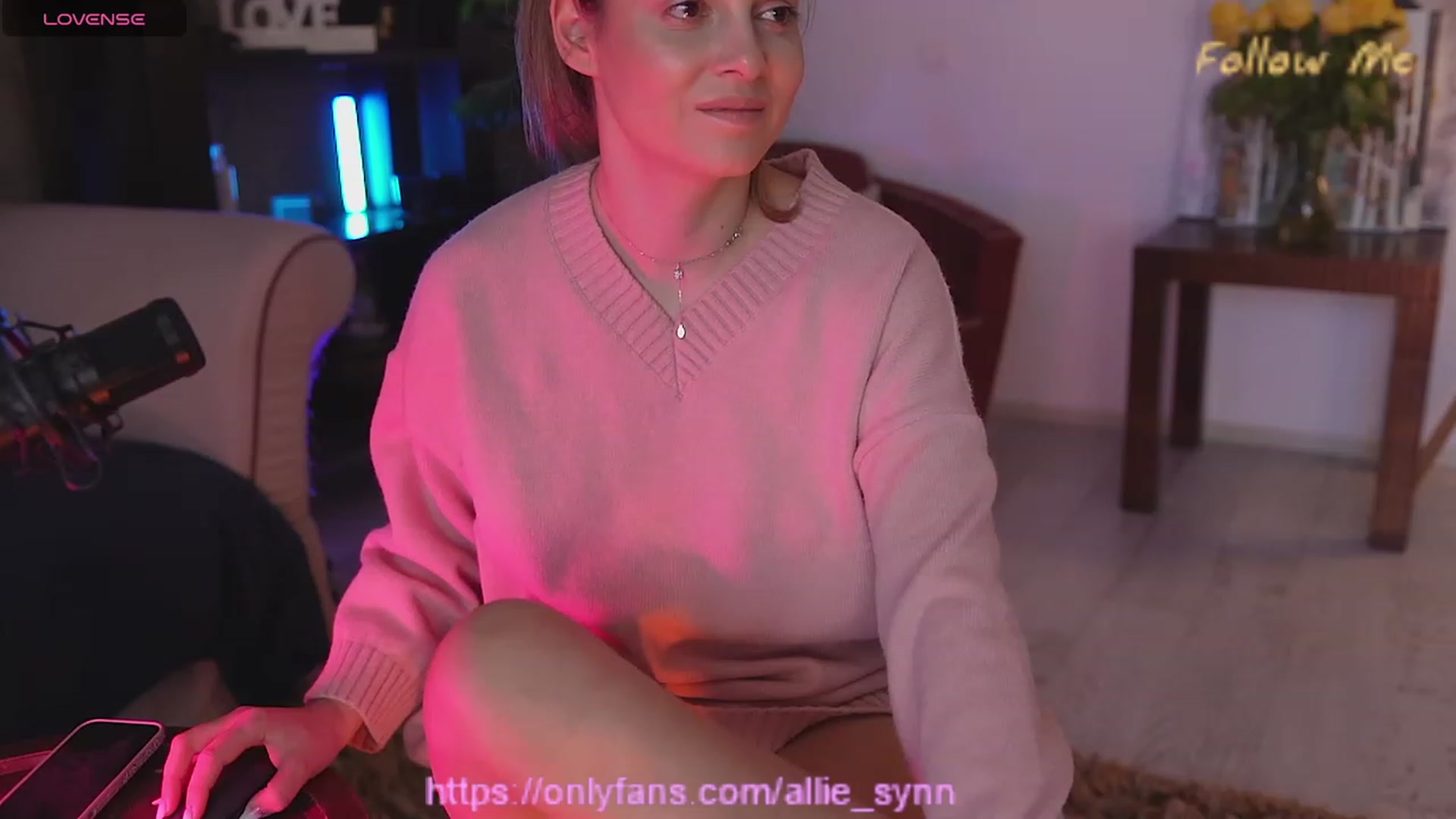 Gallery image thumbnail from Allie_Synn's myfreecams stream on, 12/27/2023, 13:55 image 4 of 20