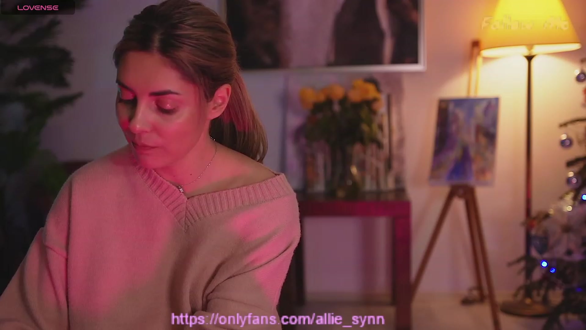 Gallery image thumbnail from Allie_Synn's myfreecams stream on, 12/27/2023, 16:37 image 7 of 20