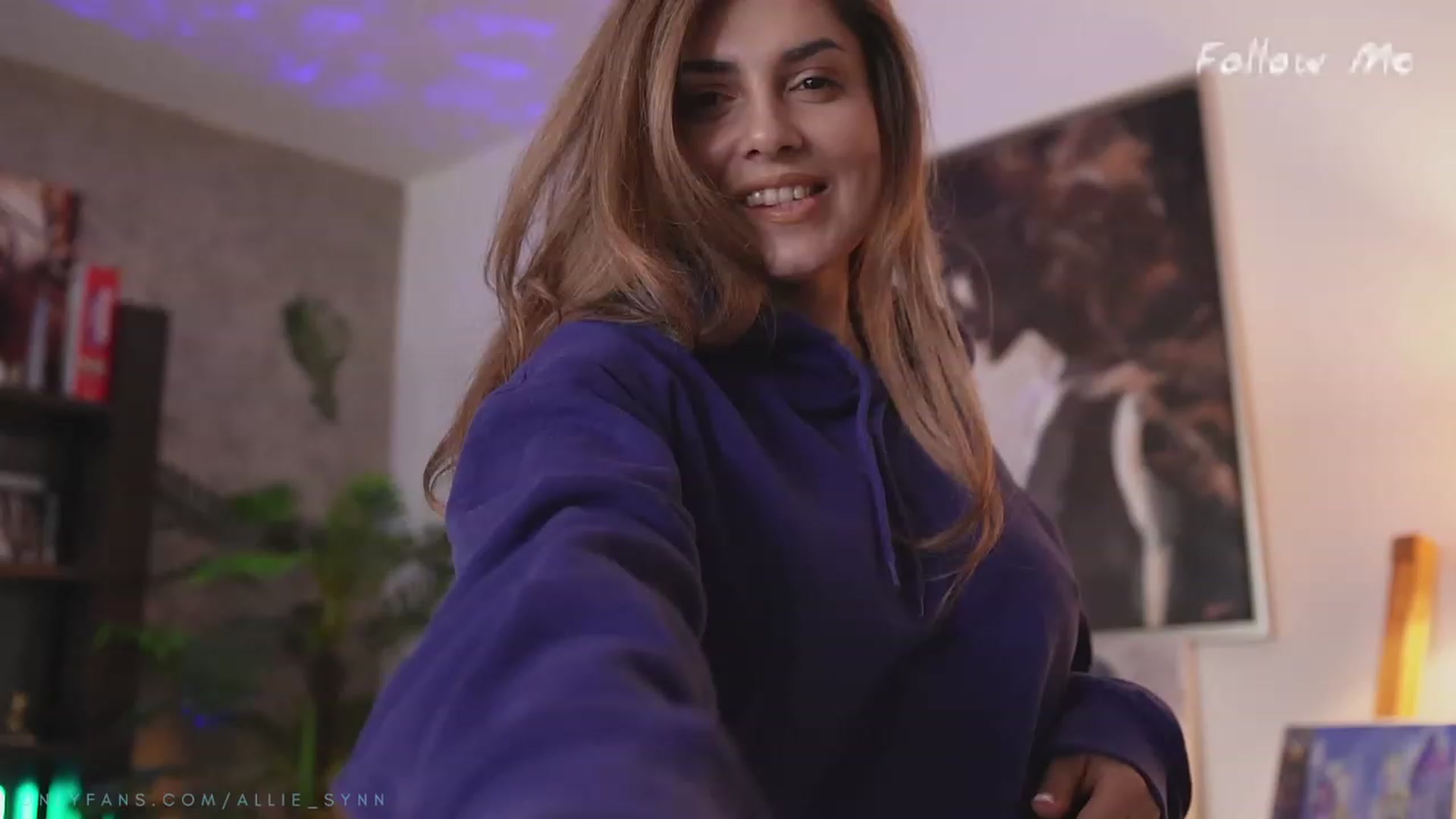 Gallery image thumbnail from Allie_Synn's myfreecams stream on, 01/08/2024, 11:01 image 4 of 20