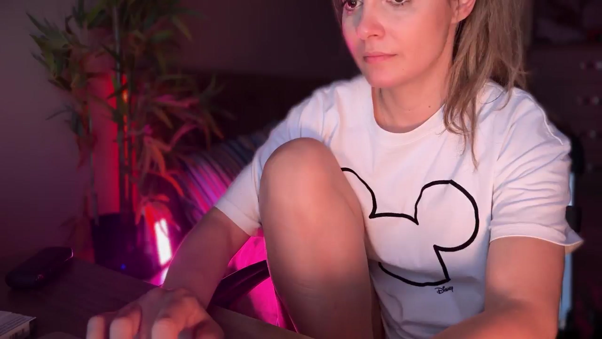 Gallery image thumbnail from Allie_Synn's myfreecams stream on, 05/14/2024, 16:05 image 3 of 20