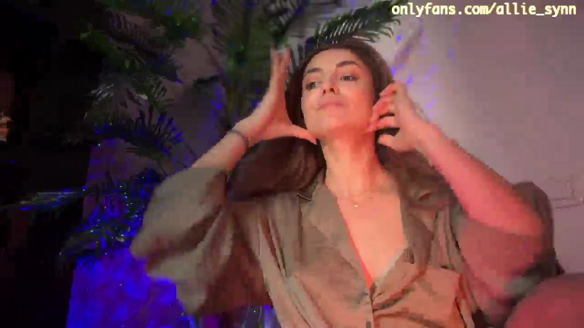 Gallery image thumbnail from Allie_Synn's myfreecams stream on, 05/20/2024, 10:30 image 2 of 20