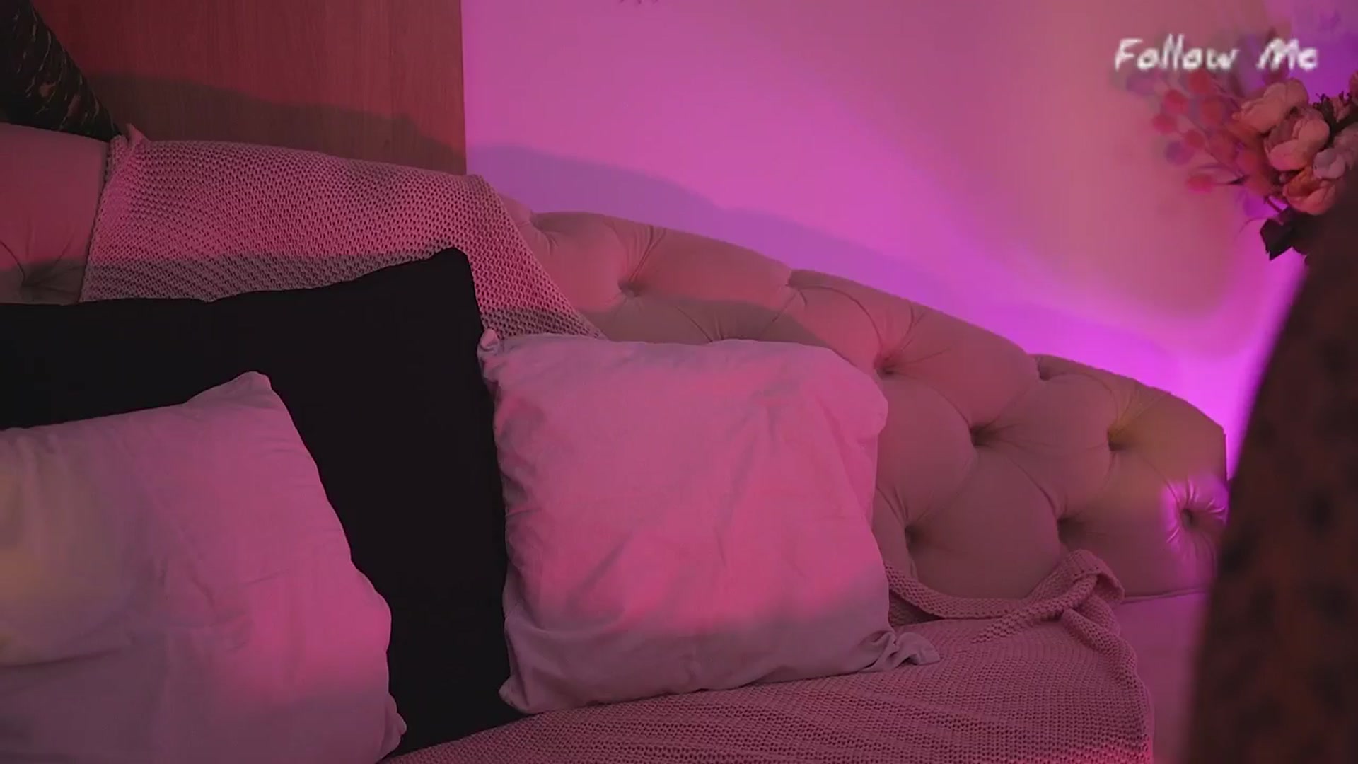 Gallery image thumbnail from Allie_Synn's myfreecams stream on, 07/09/2024, 14:18 image 3 of 20