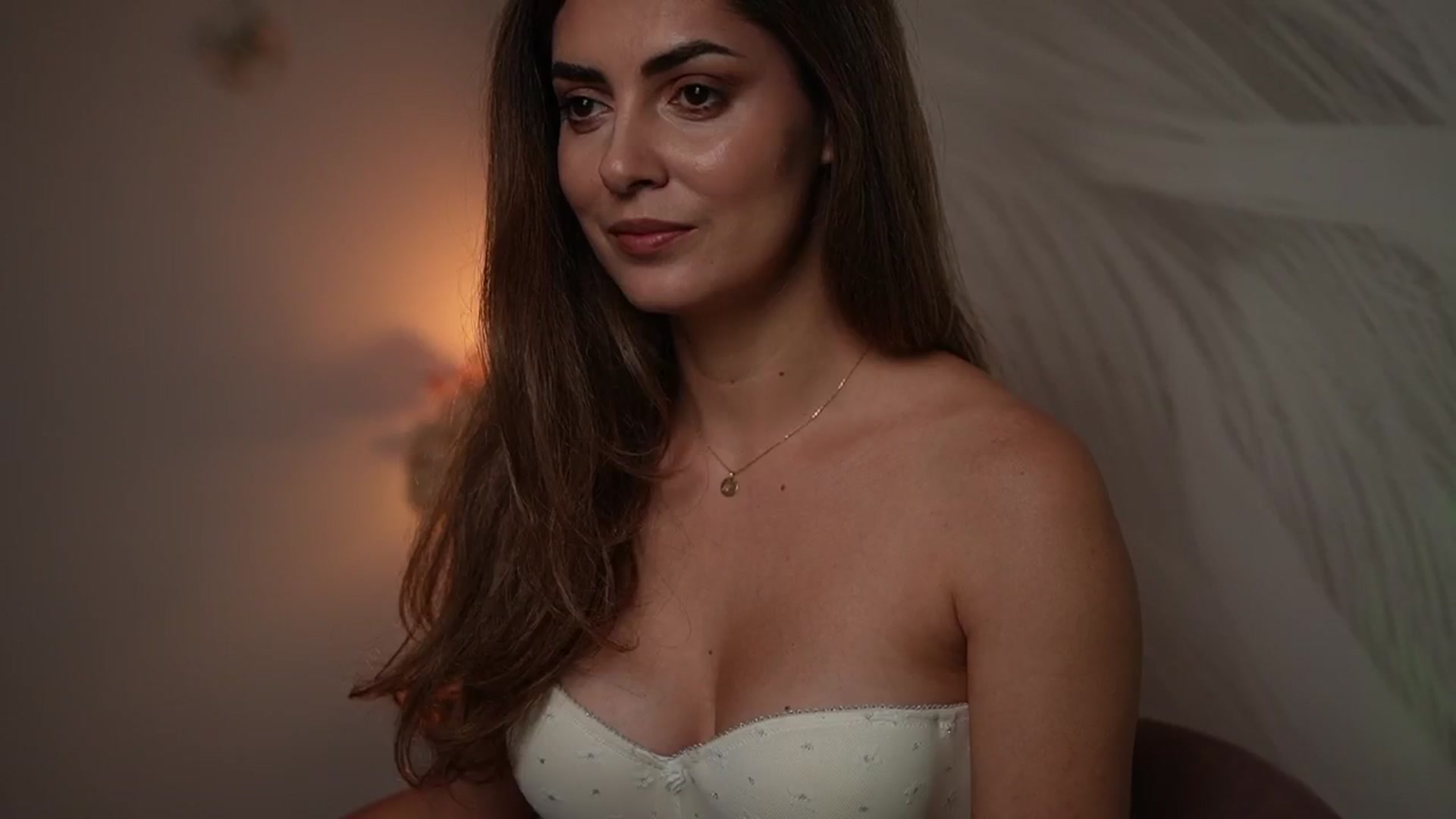 Gallery image thumbnail from Allie_Synn's myfreecams stream on, 08/31/2024, 06:44 image 10 of 20