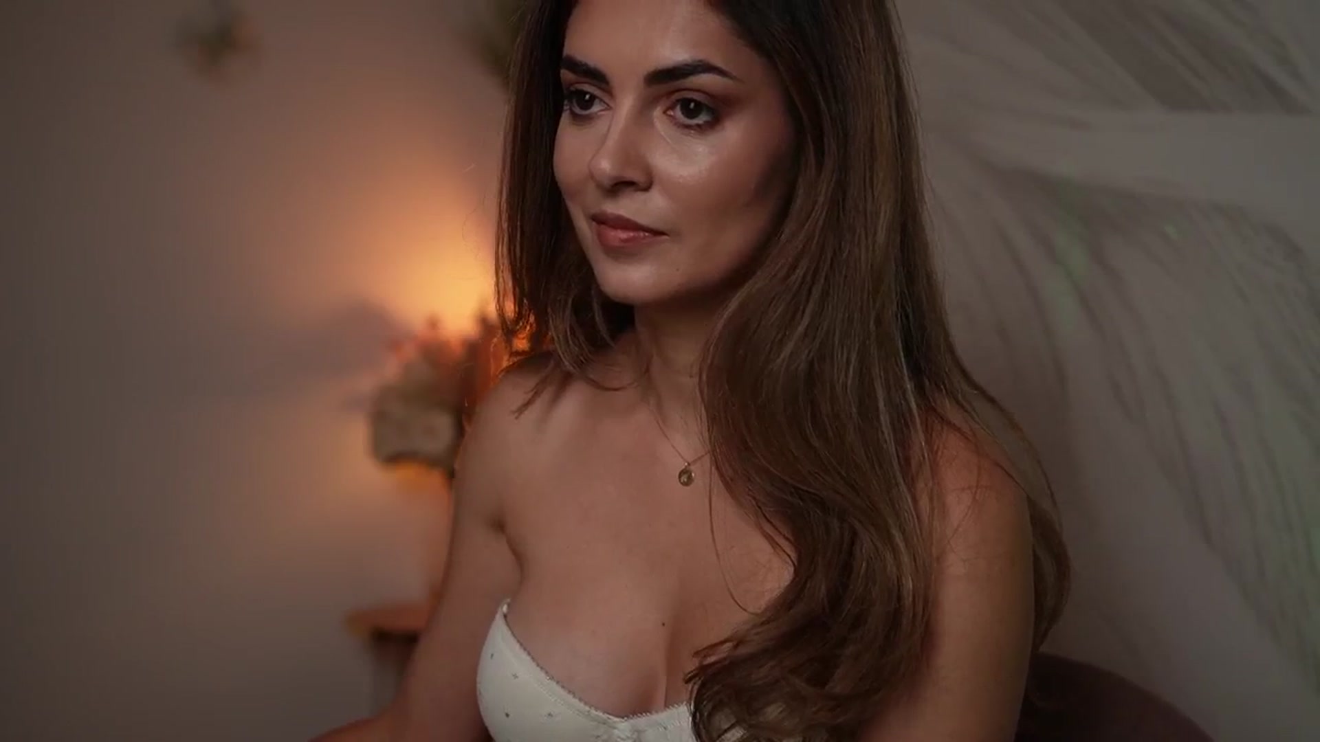 Gallery image thumbnail from Allie_Synn's myfreecams stream on, 08/31/2024, 06:44 image 5 of 20