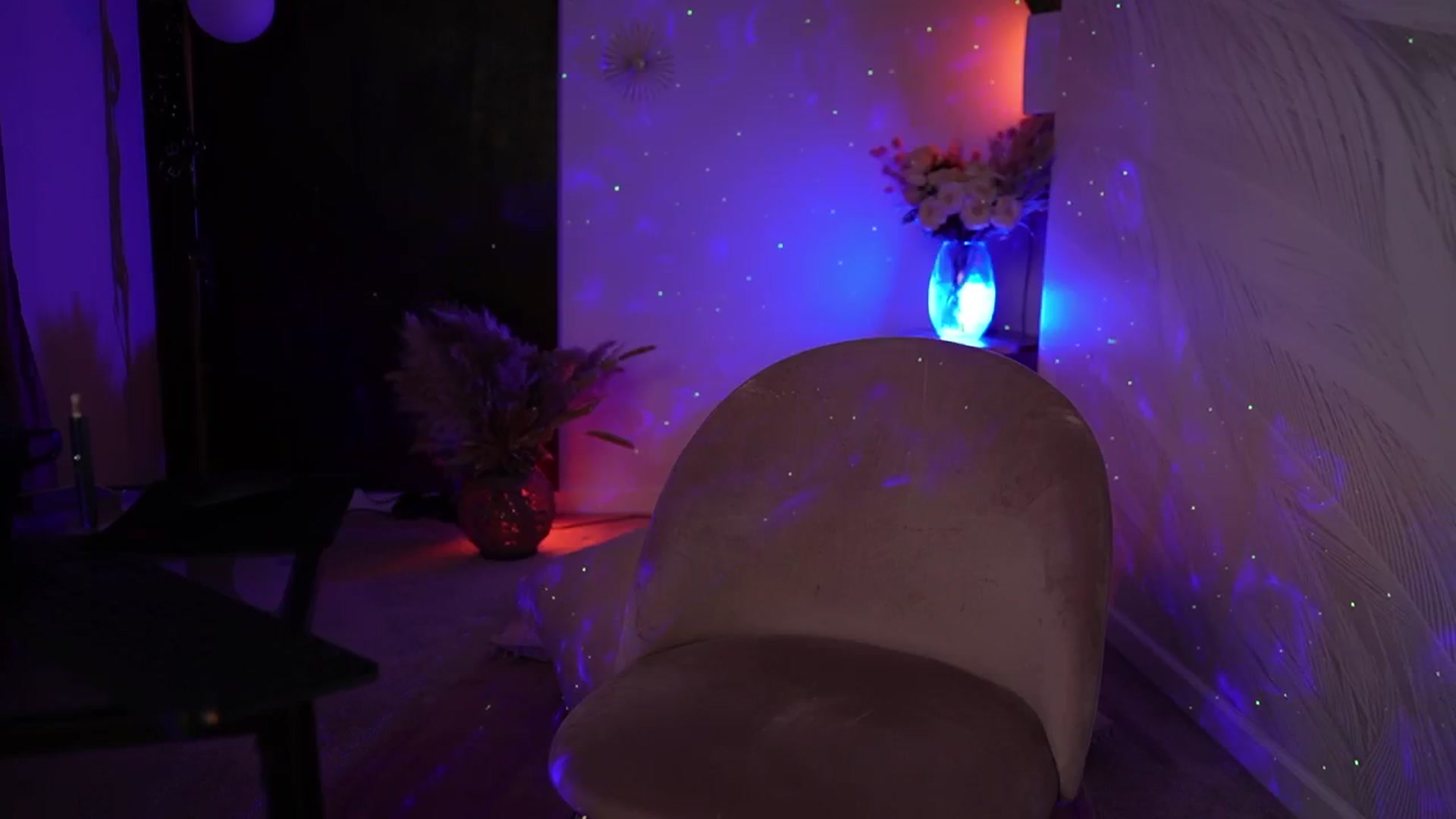 Gallery image thumbnail from Allie_Synn's myfreecams stream on, 09/21/2024, 05:07 image 6 of 20