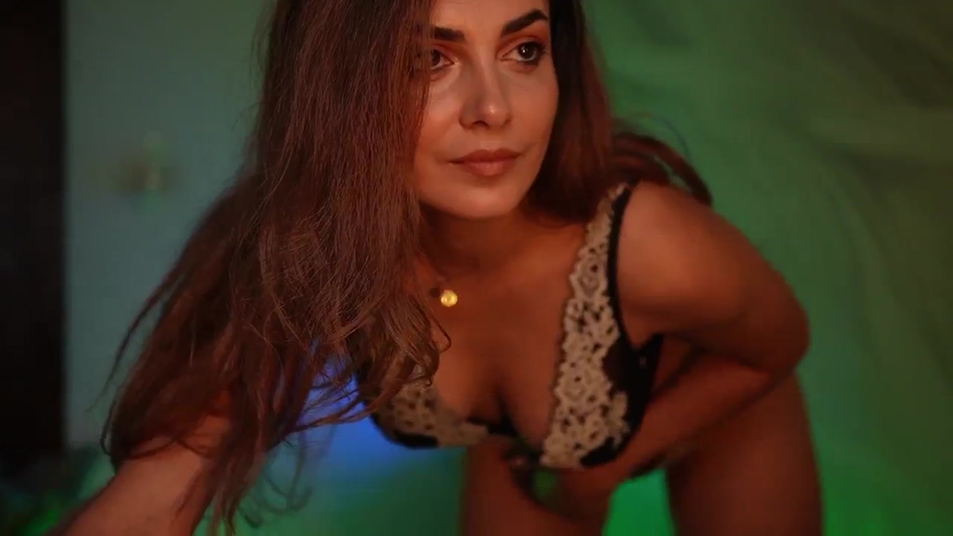 Gallery image thumbnail from Allie_Synn's myfreecams stream on, 10/06/2024, 07:47 image 10 of 20