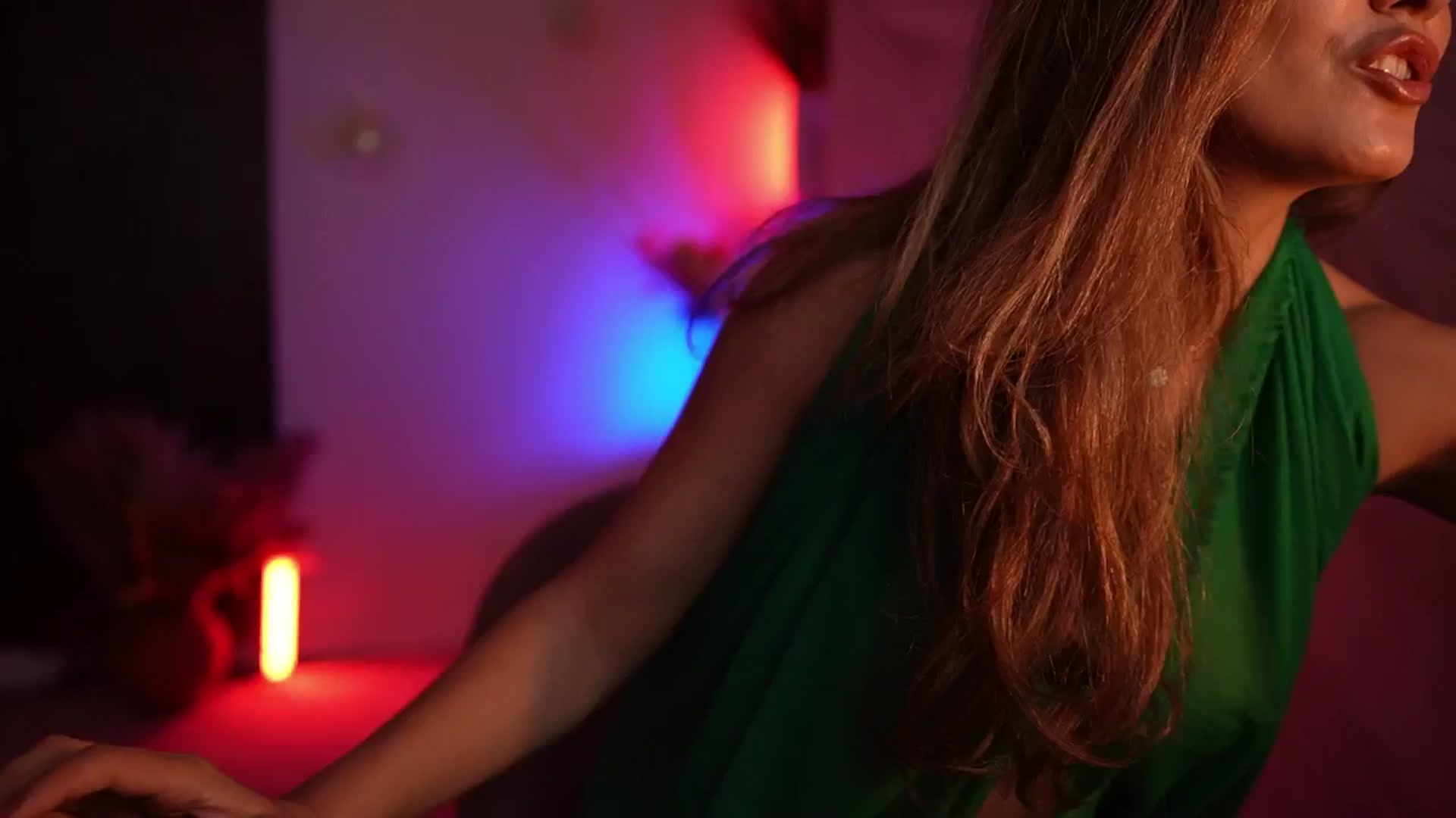 Gallery image thumbnail from Allie_Synn's myfreecams stream on, 10/28/2024, 06:31 image 7 of 20