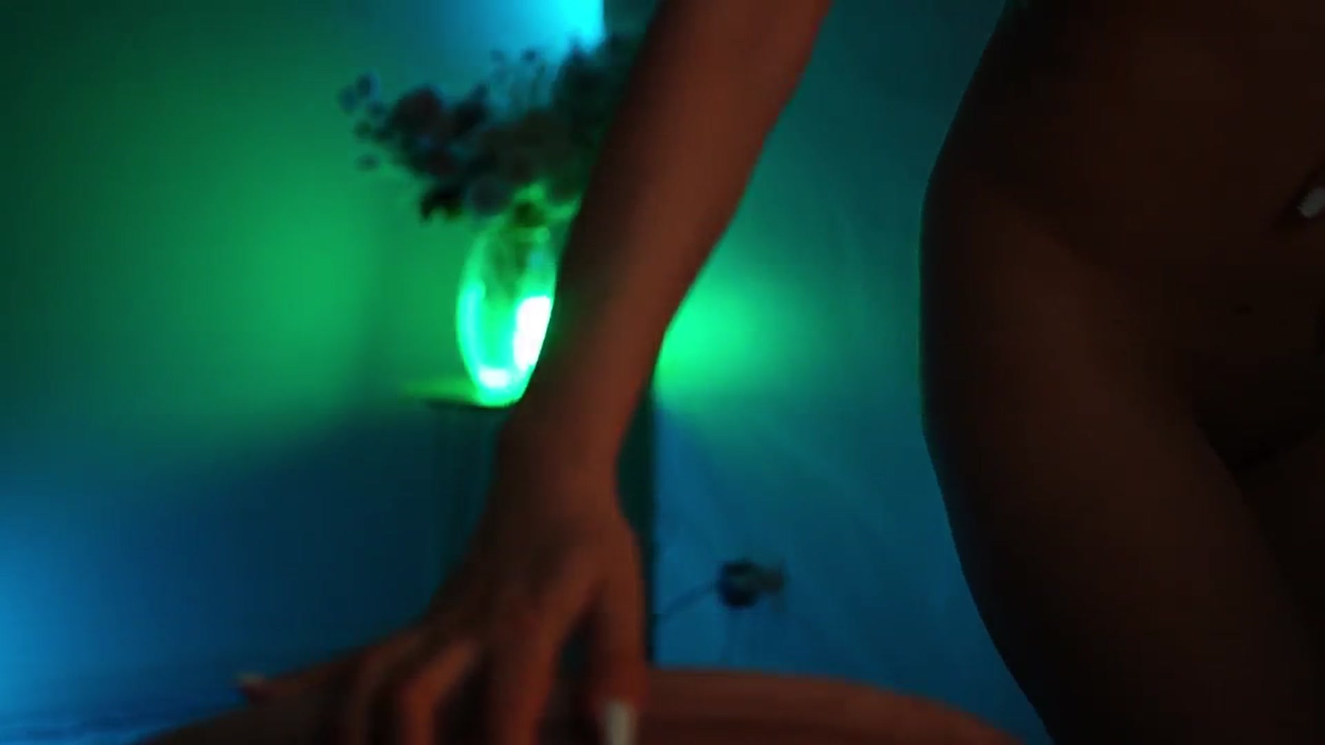 Gallery image thumbnail from Allie_Synn's myfreecams stream on, 11/12/2024, 07:07 image 15 of 20