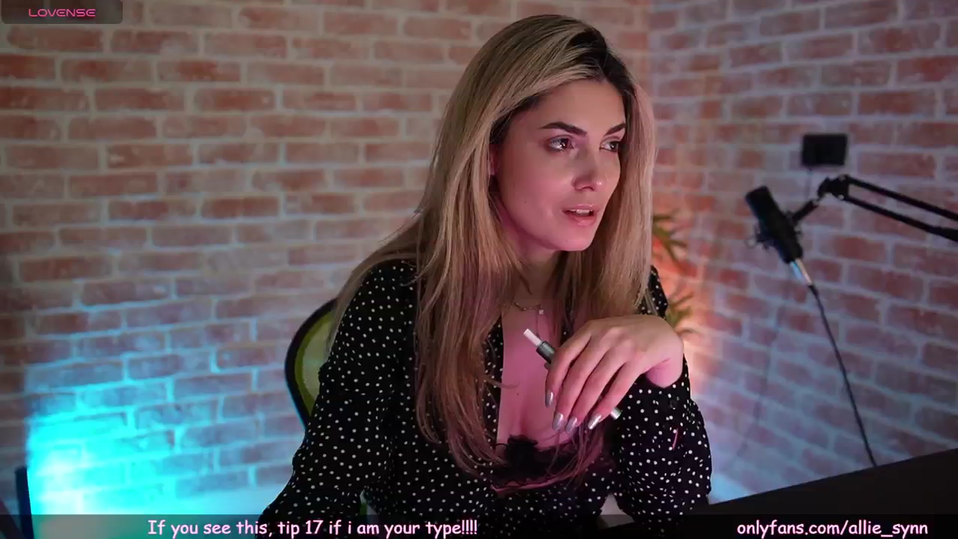 Gallery image thumbnail from Allie_Synn's myfreecams stream on, 01/11/2025, 09:45 image 2 of 20