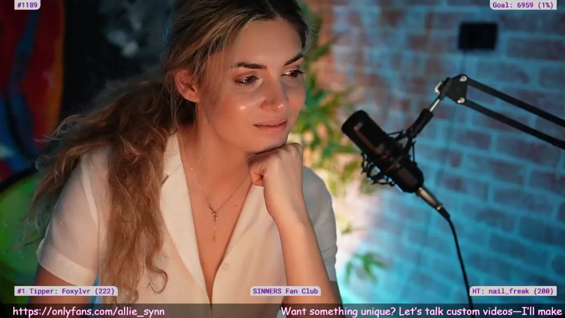 Gallery image thumbnail from Allie_Synn's myfreecams stream on, 01/30/2025, 07:10 image 10 of 20