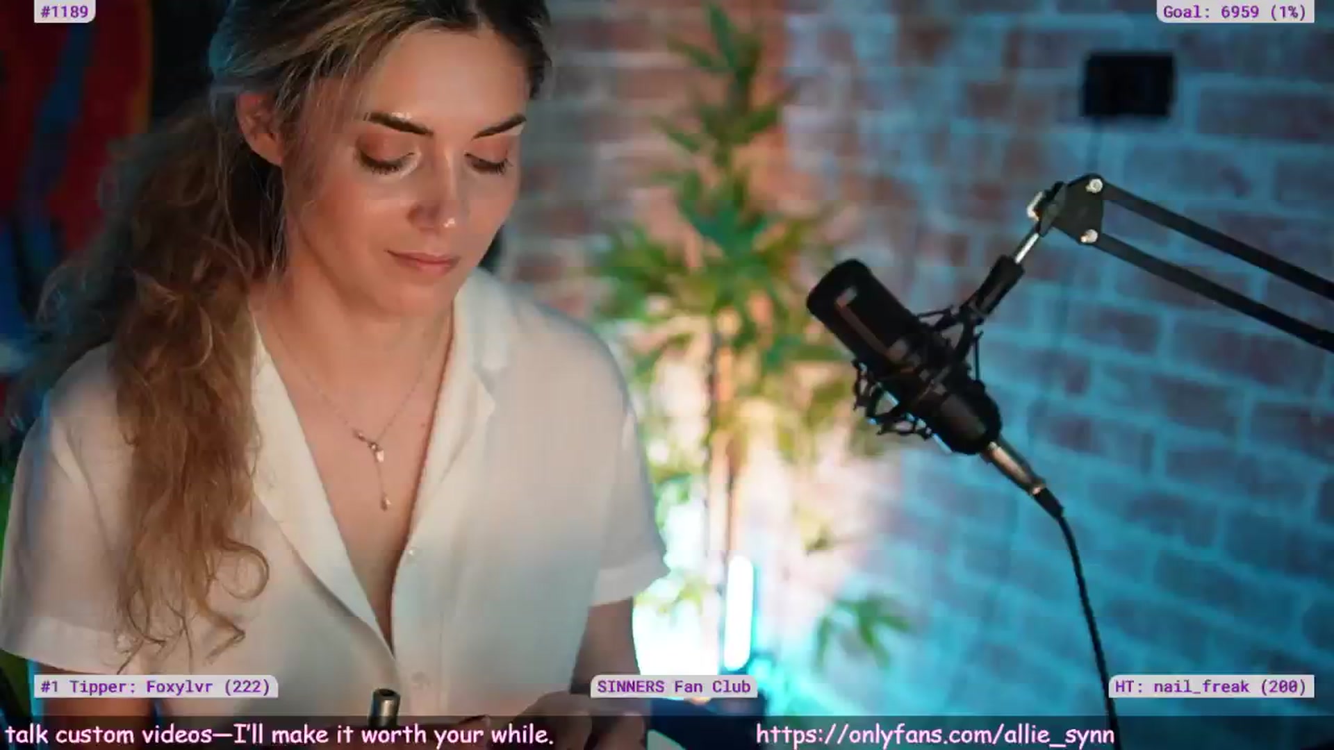 Gallery image thumbnail from Allie_Synn's myfreecams stream on, 01/30/2025, 07:10 image 14 of 20