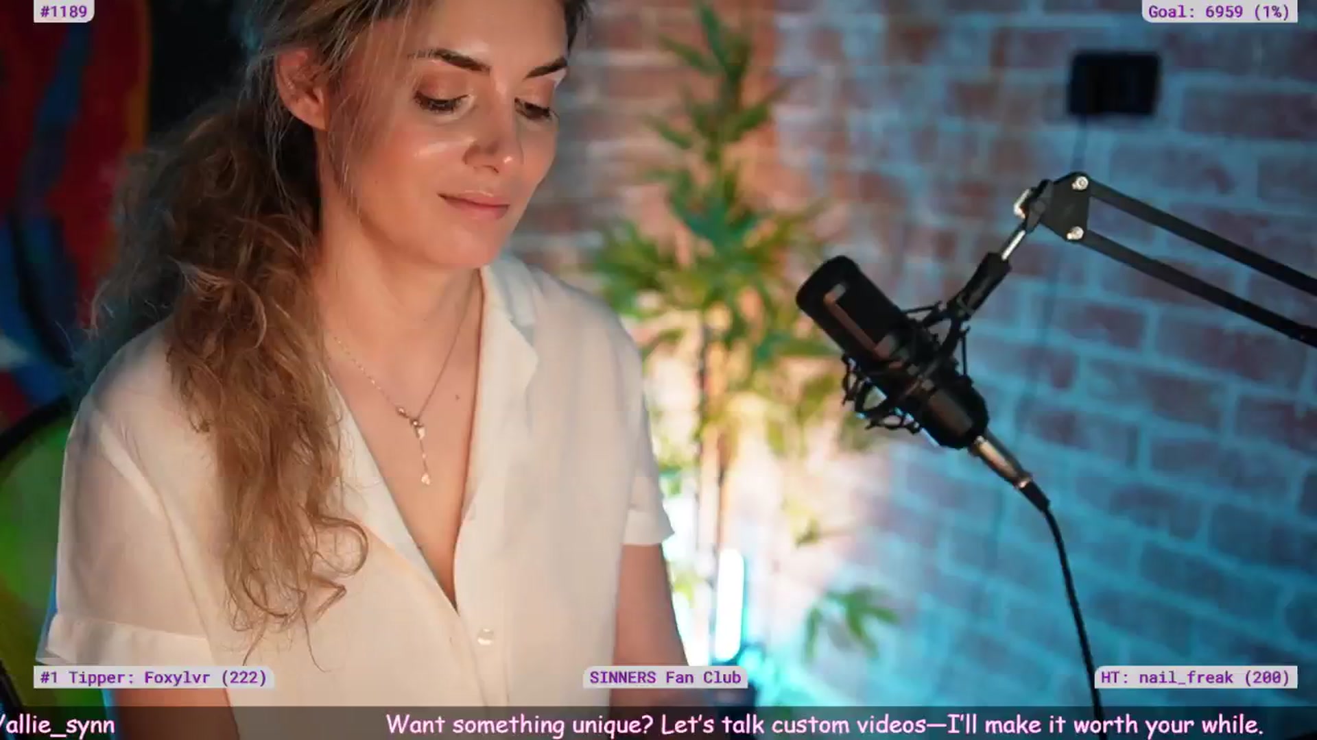 Gallery image thumbnail from Allie_Synn's myfreecams stream on, 01/30/2025, 07:10 image 18 of 20