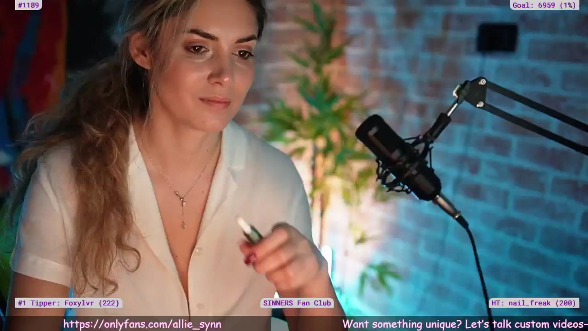 Gallery image thumbnail from Allie_Synn's myfreecams stream on, 01/30/2025, 07:10 image 13 of 20