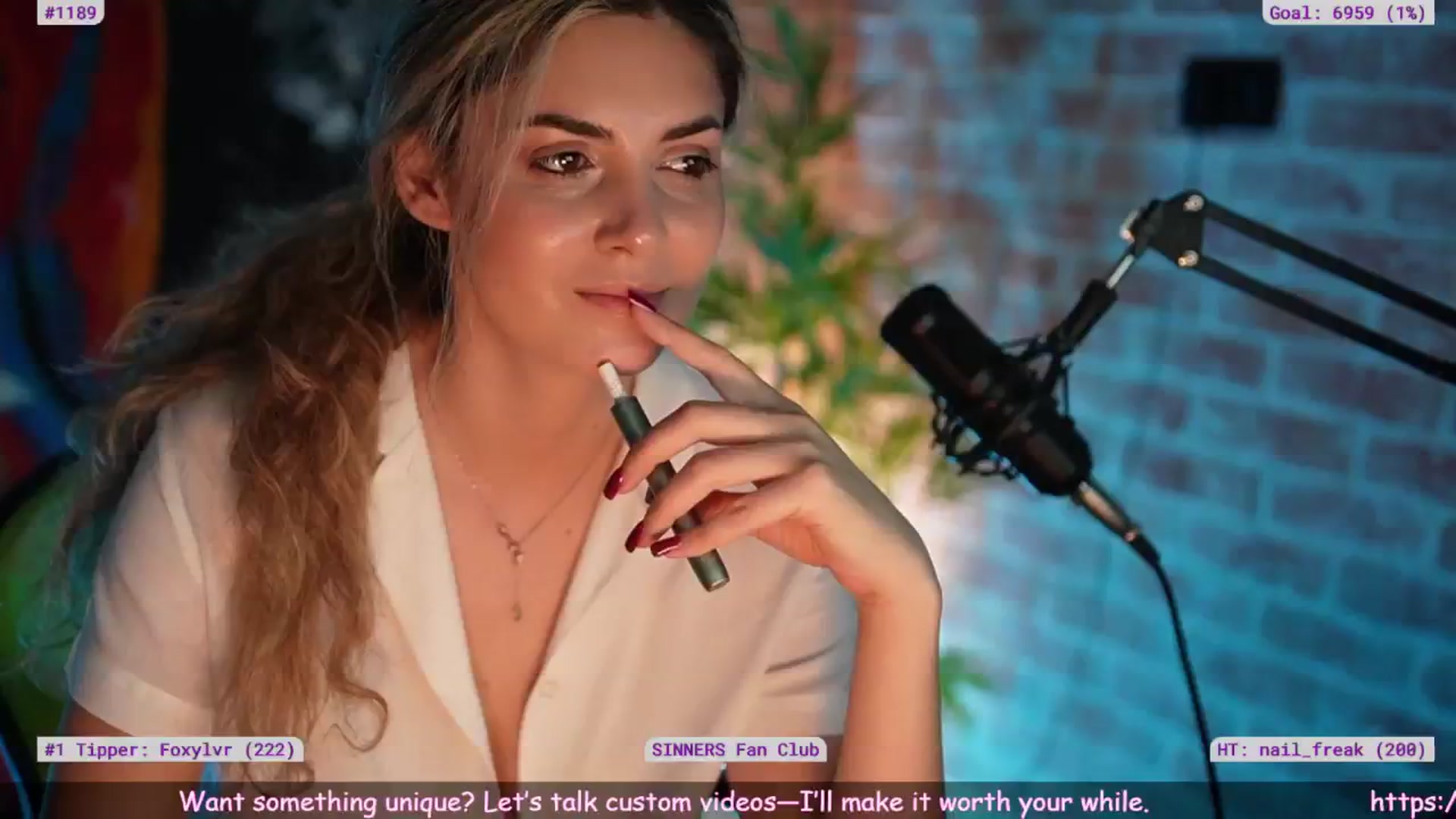 Gallery image thumbnail from Allie_Synn's myfreecams stream on, 01/30/2025, 07:10 image 12 of 20