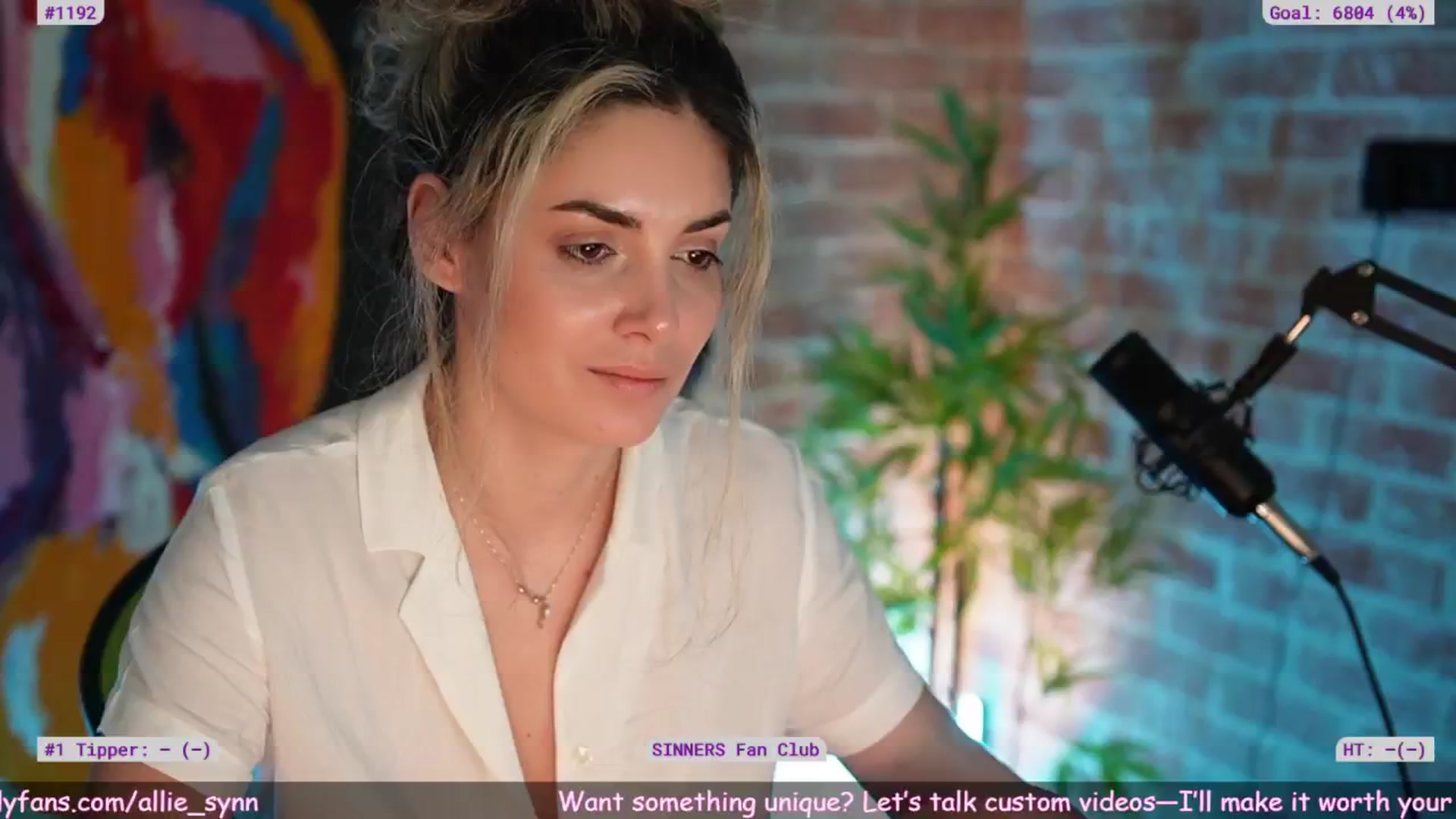 Gallery image thumbnail from Allie_Synn's myfreecams stream on, 01/30/2025, 12:03 image 7 of 20