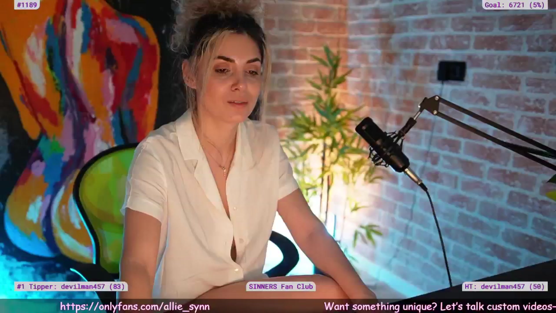 Gallery image thumbnail from Allie_Synn's myfreecams stream on, 01/30/2025, 12:03 image 19 of 20
