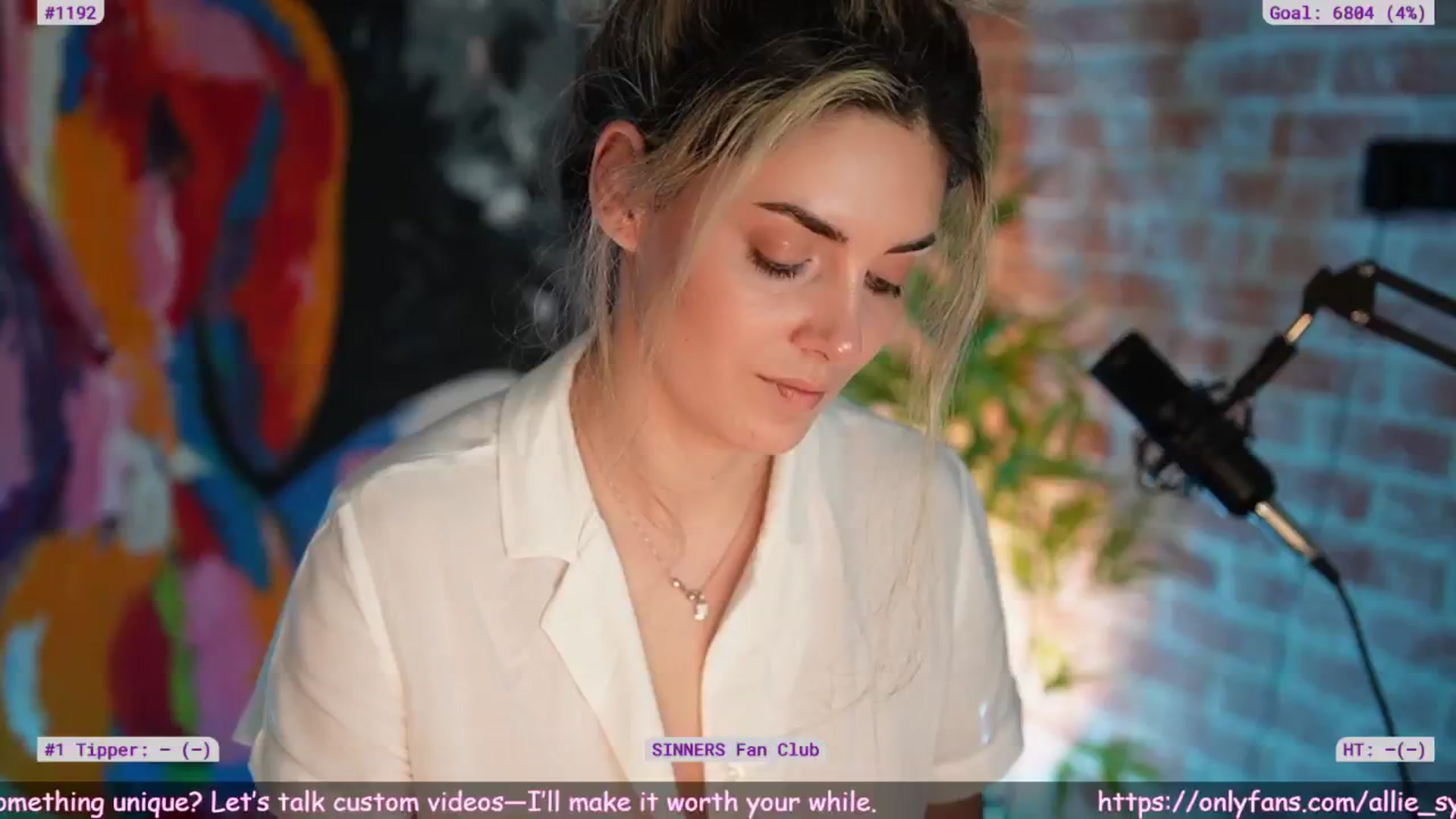 Gallery image thumbnail from Allie_Synn's myfreecams stream on, 01/30/2025, 12:03 image 6 of 20