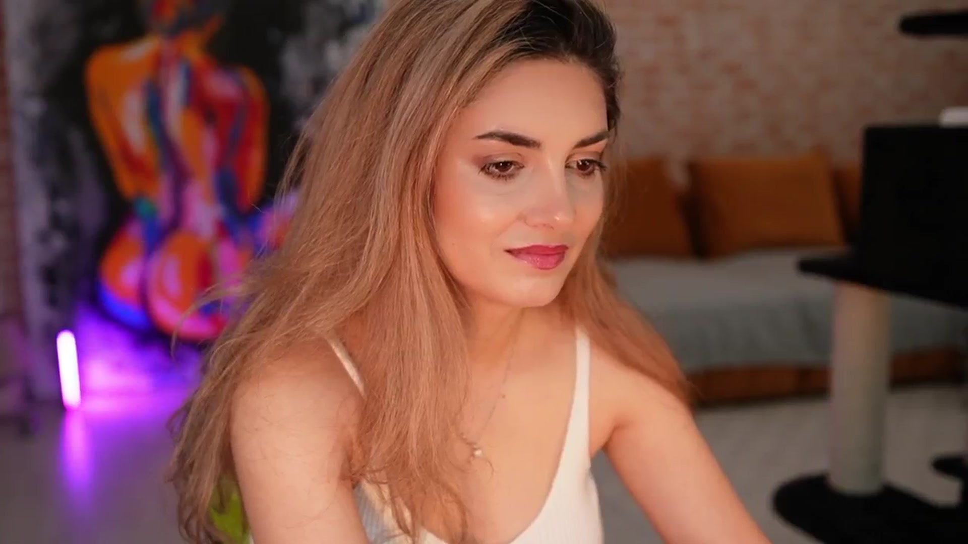 Gallery image thumbnail from Allie_Synn's myfreecams stream on, 02/19/2025, 11:06 image 7 of 20