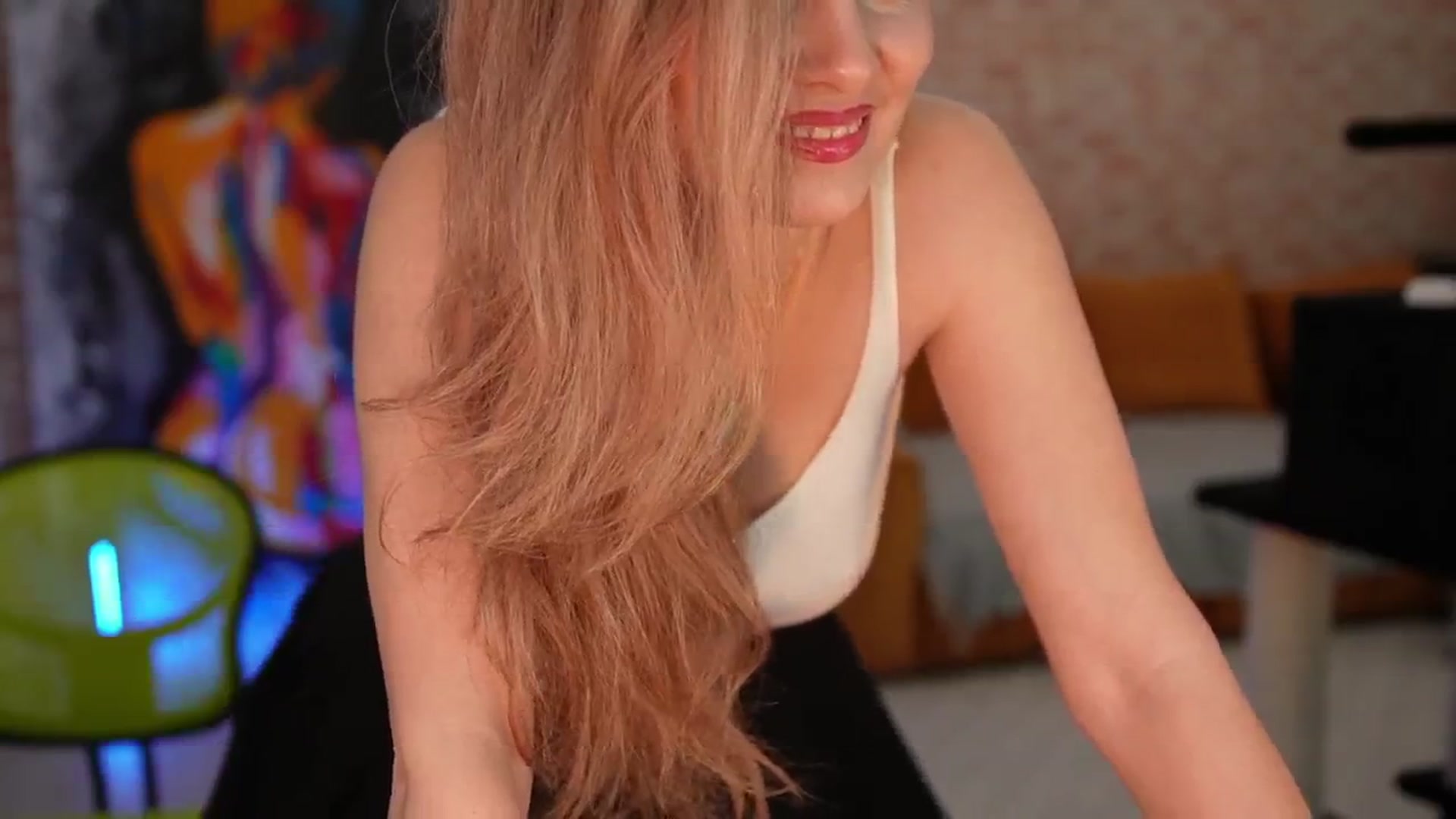 Gallery image thumbnail from Allie_Synn's myfreecams stream on, 02/19/2025, 11:06 image 16 of 20