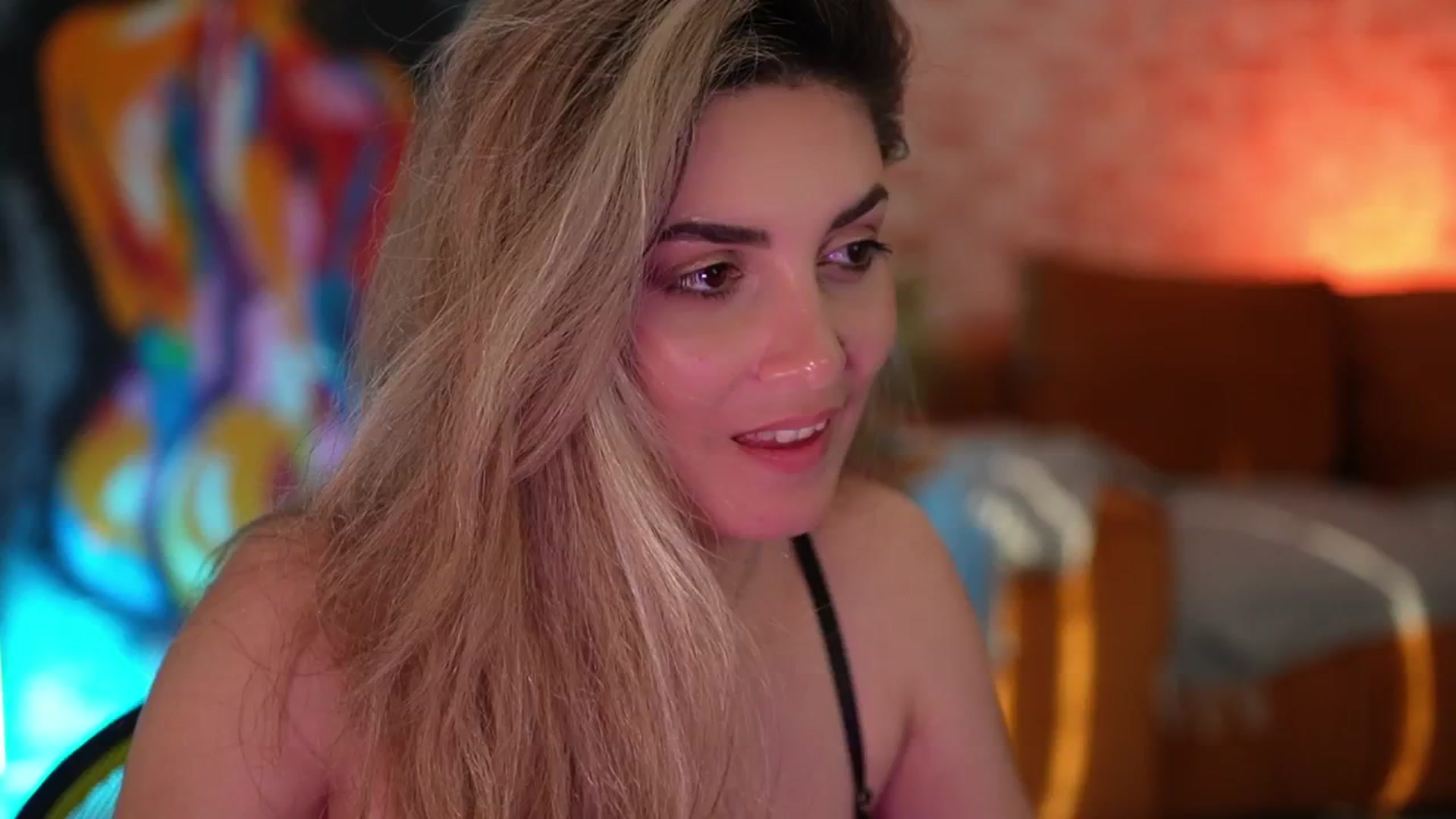 Gallery image thumbnail from Allie_Synn's myfreecams stream on, 02/26/2025, 14:41 image 16 of 20