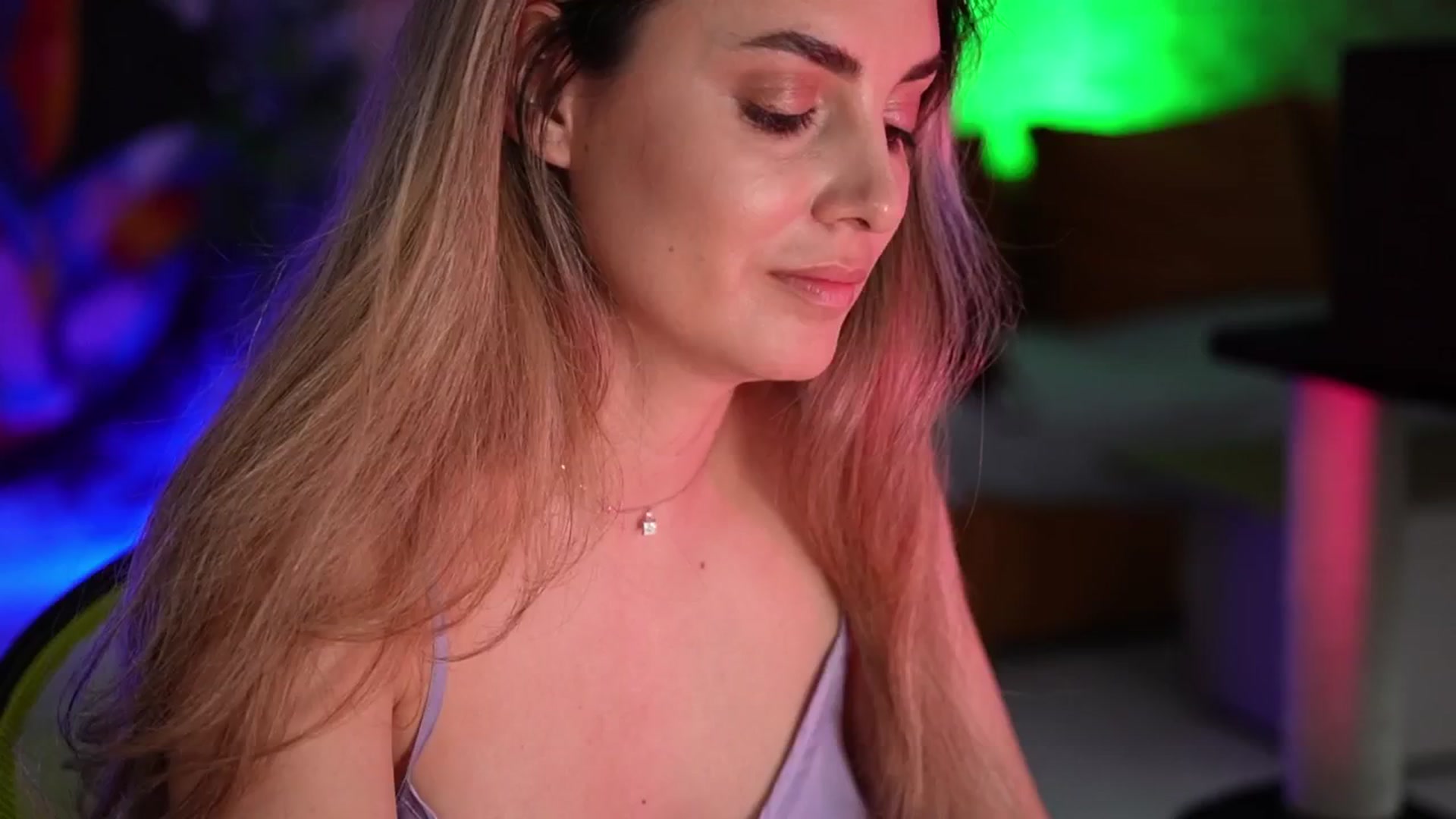 Gallery image thumbnail from Allie_Synn's myfreecams stream on, 03/25/2025, 09:32 image 20 of 20